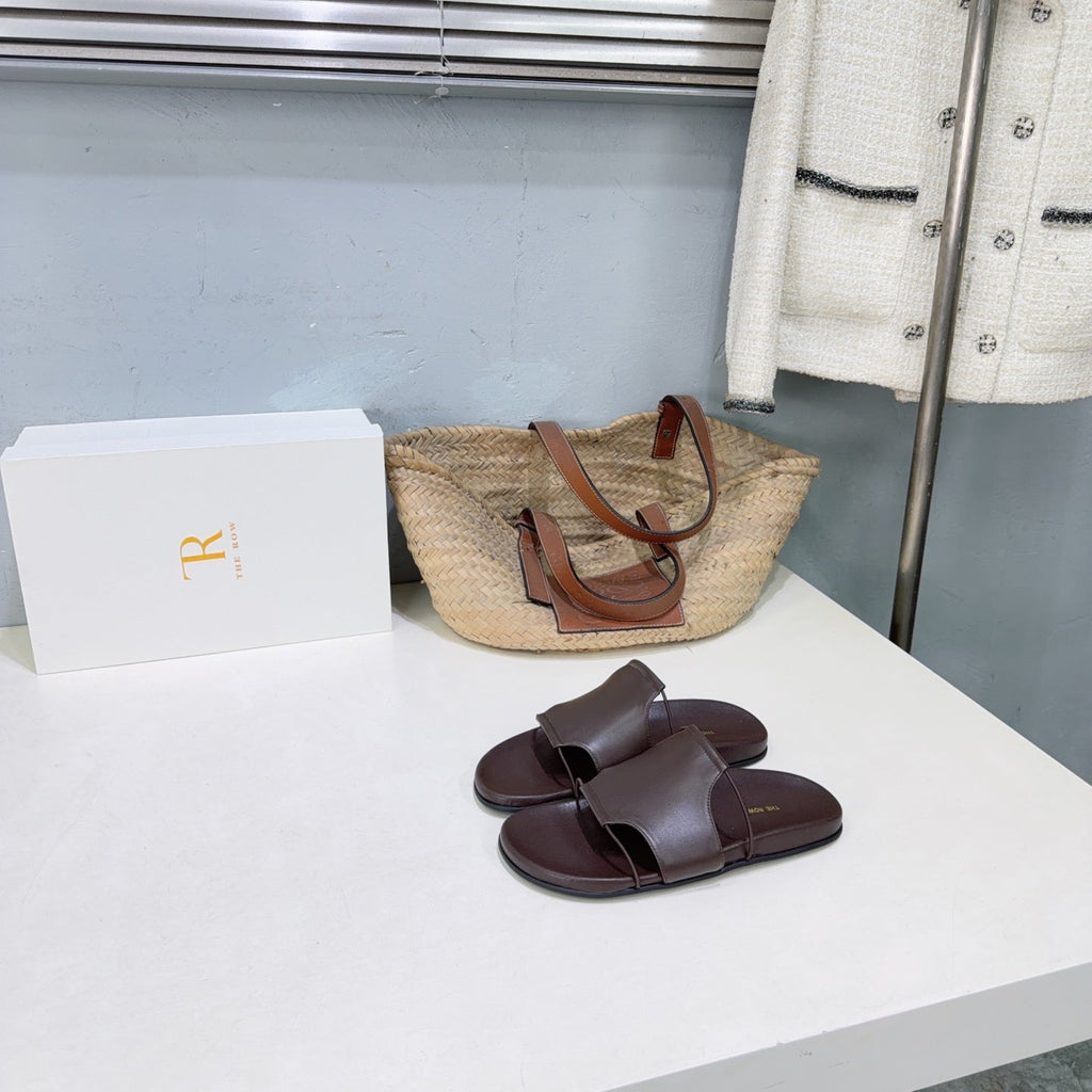 THE ROW 26S STRAP SLIDES IN CHOCOLATE BROWN CALFSKIN