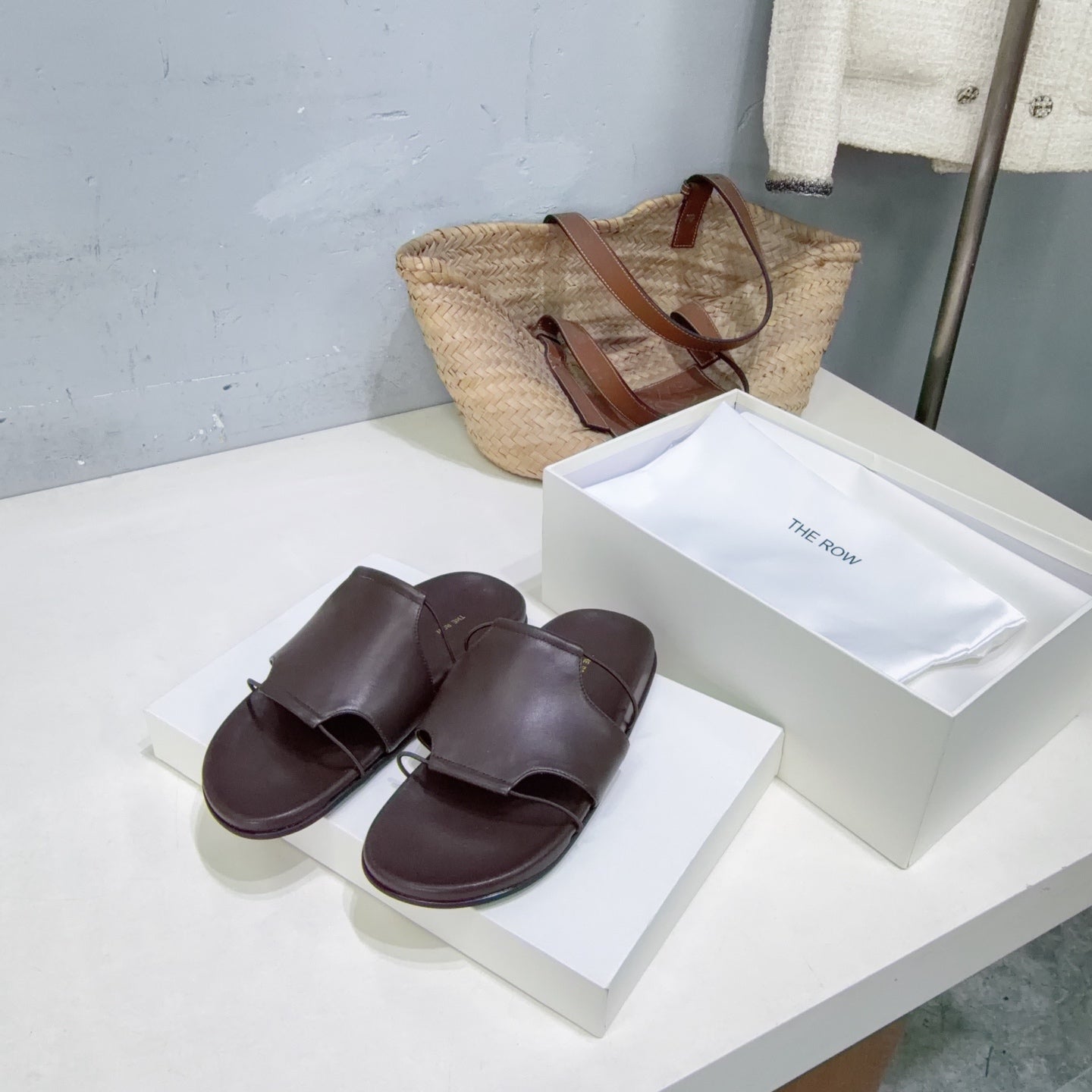 THE ROW 26S STRAP SLIDES IN CHOCOLATE BROWN CALFSKIN