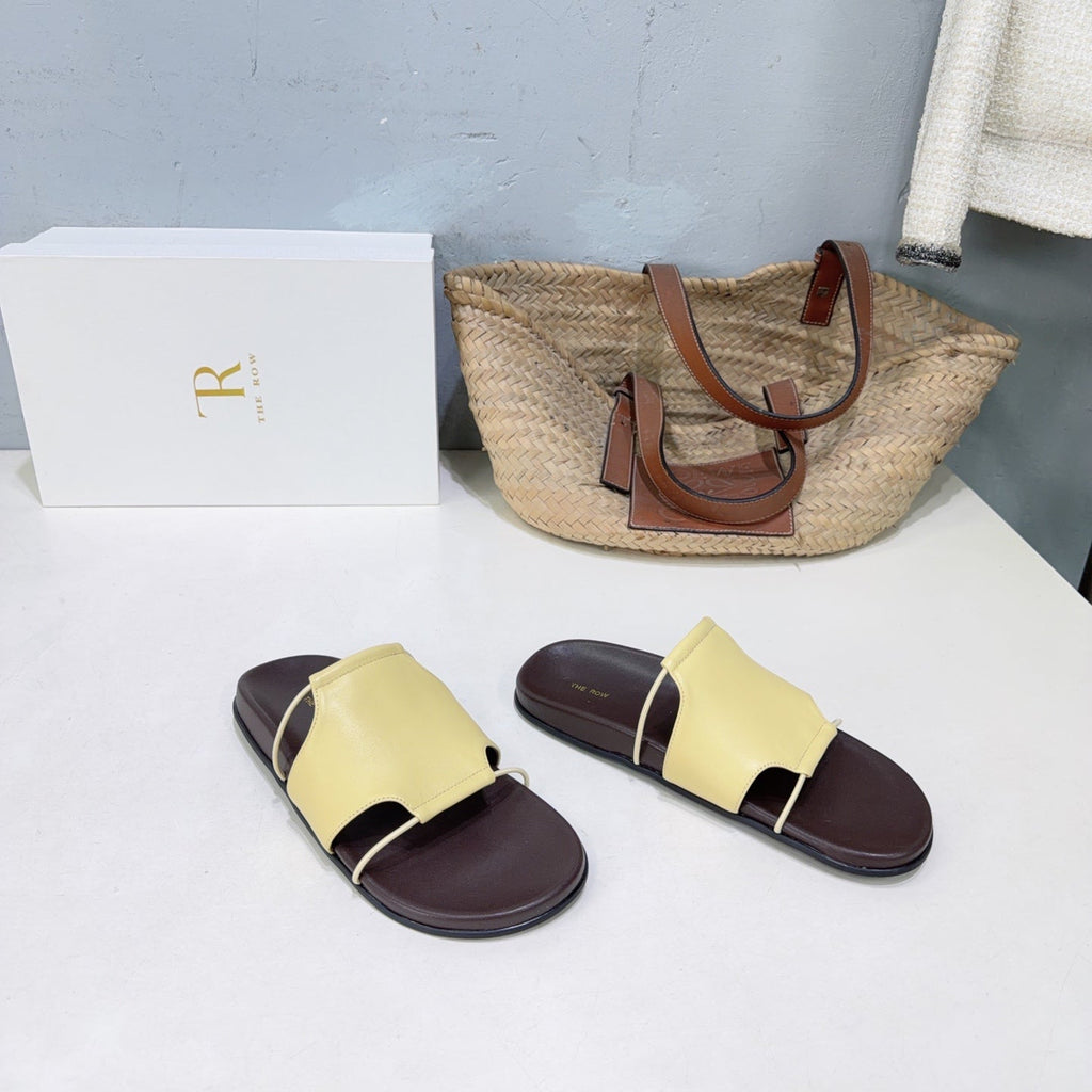 THE ROW 26S STRAP SLIDES IN LIGHT YELLOW CALFSKIN