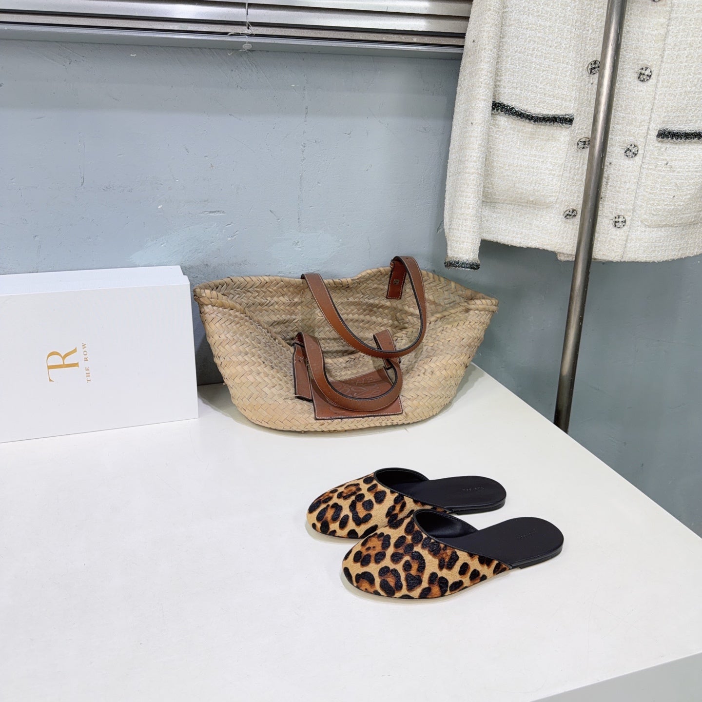 THE ROW 26S ROUND TOE MULE FLATS IN LEOPARD PRINT CALF HAIR CALFSKIN