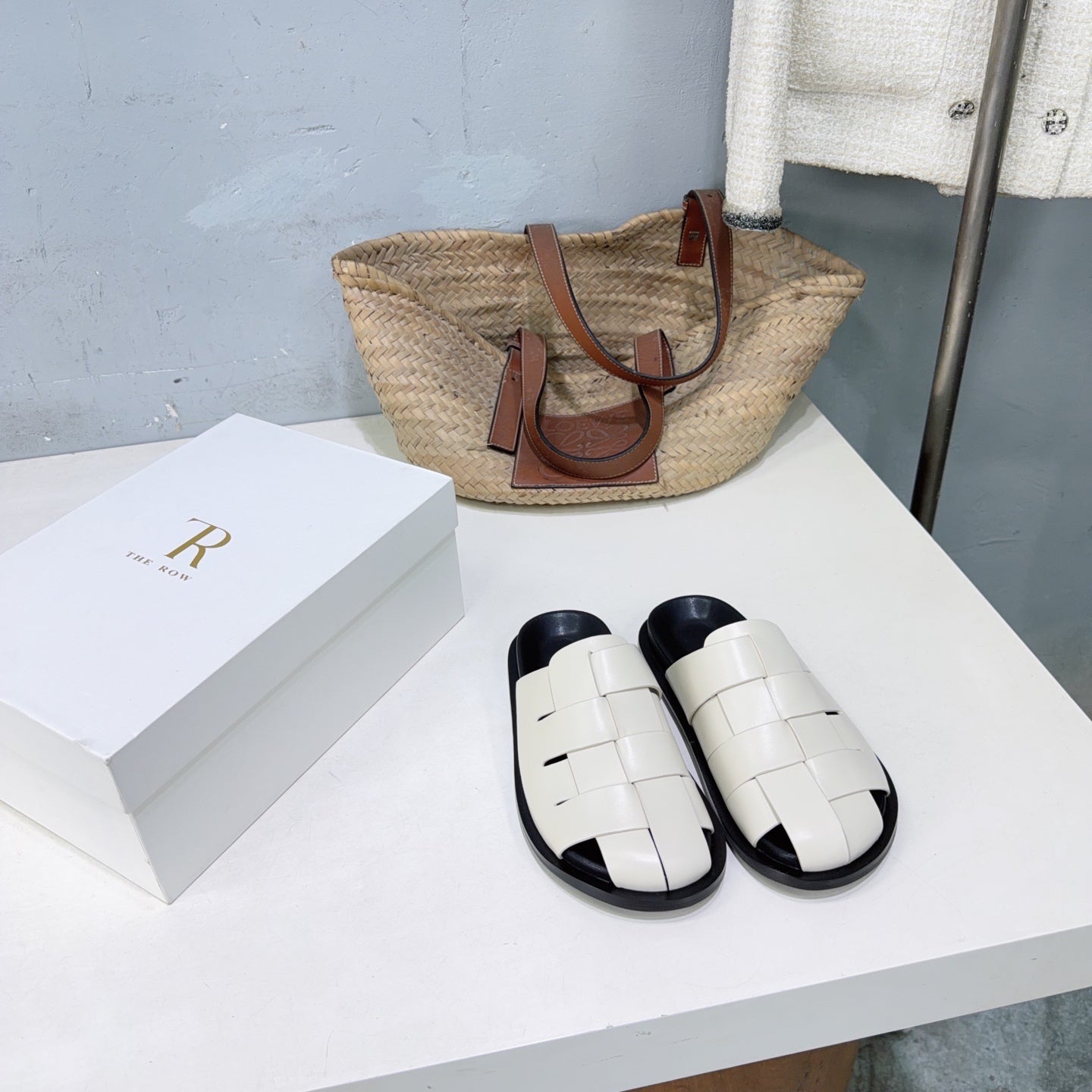 THE ROW 26S CAGE SLIDES IN IVORY WHITE SMOOTH CALFSKIN WITH BLACK FOOTBED