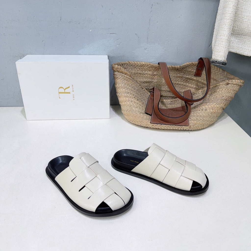 THE ROW 26S CAGE SLIDES IN IVORY WHITE SMOOTH CALFSKIN WITH BLACK FOOTBED