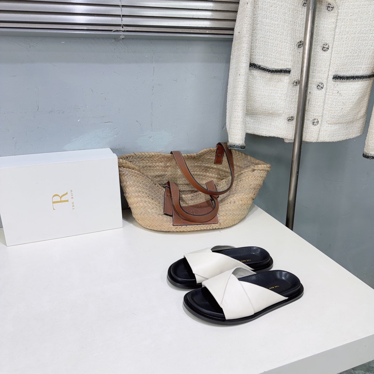 THE ROW 26S CROSS STRAP SLIDES IN IVORY WHITE CALFSKIN WITH BLACK FOOTBED