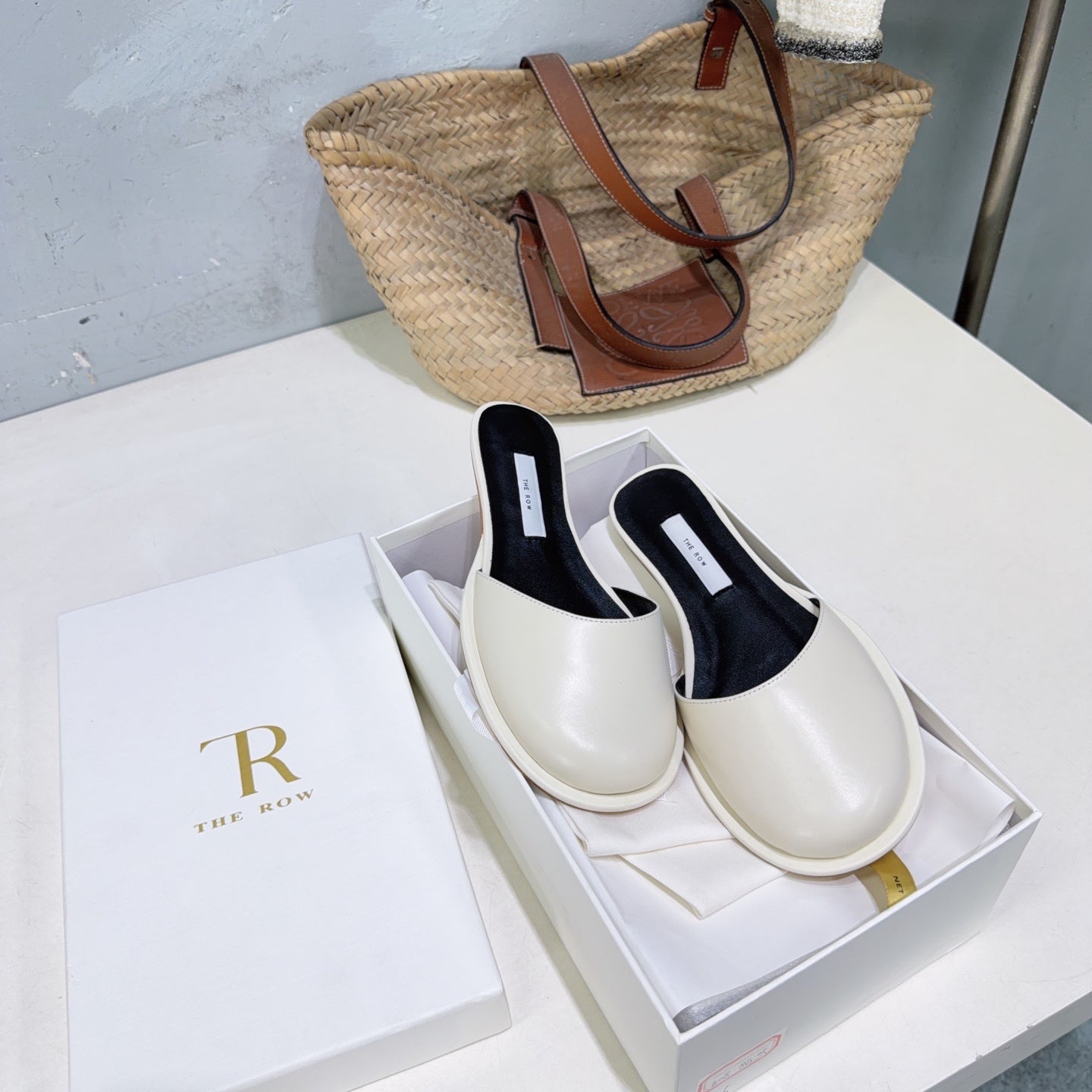 THE ROW 26S ROUND TOE MULE FLATS IN IVORY WHITE SMOOTH CALFSKIN