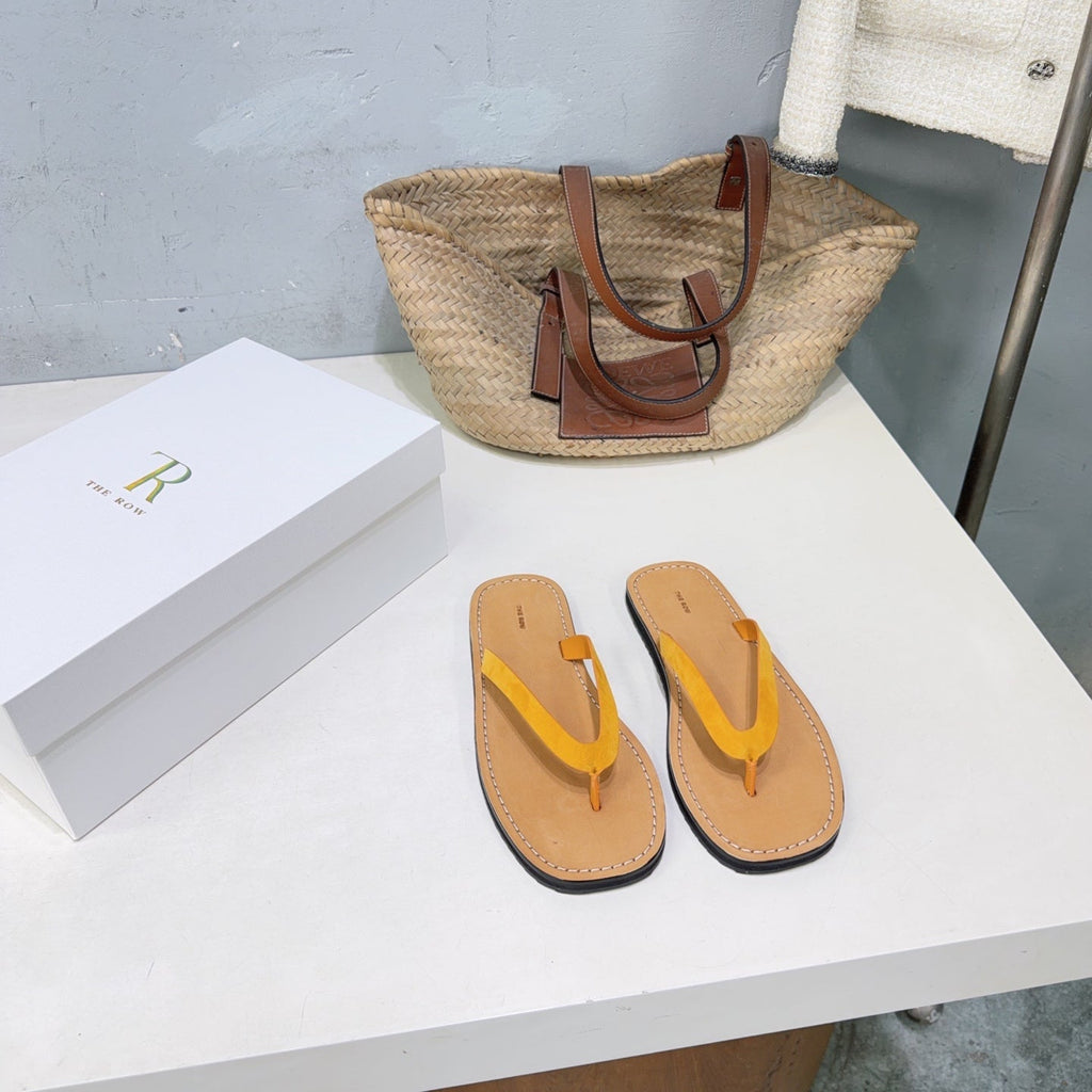 THE ROW 26S THONG SANDALS IN BROWN CALFSKIN