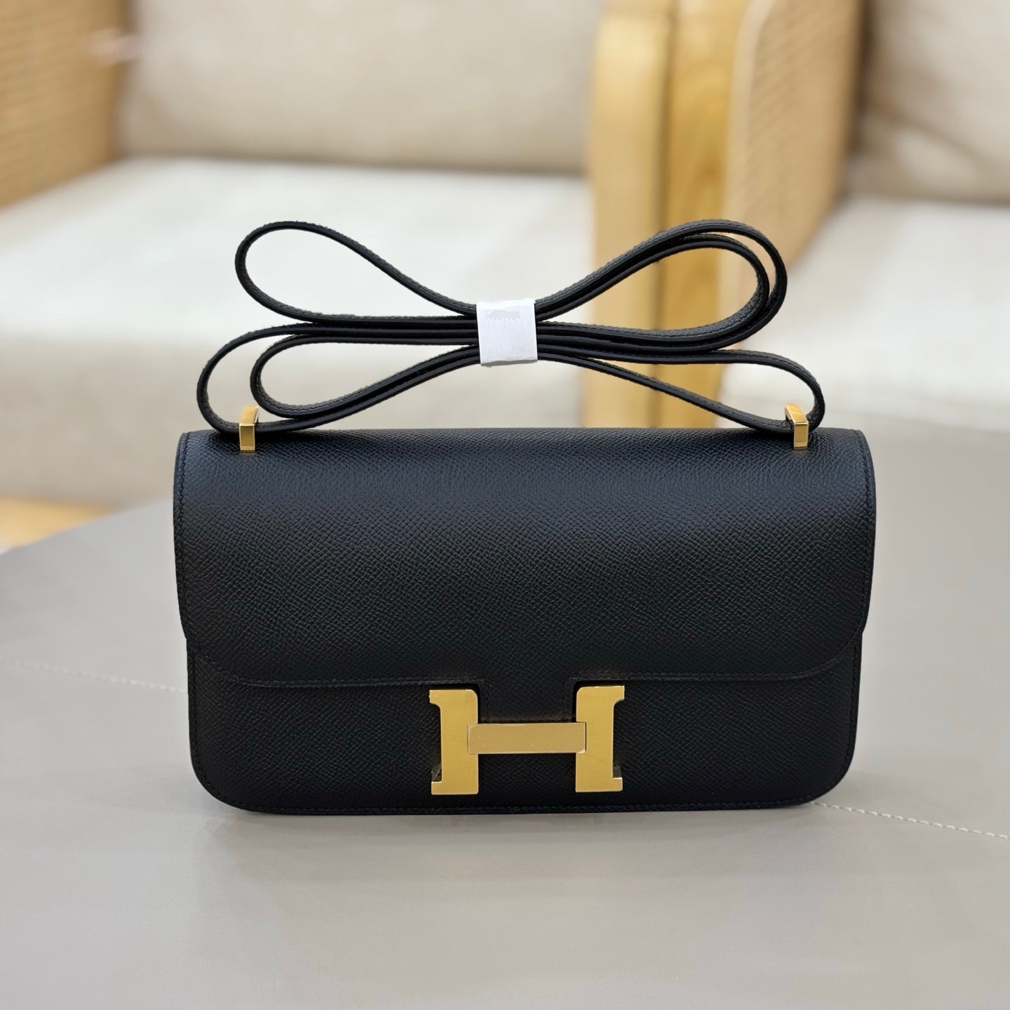 HM 25S CONSTANCE ELAN 24 CM IN BLACK EPSOM WITH GOLD HARDWARE