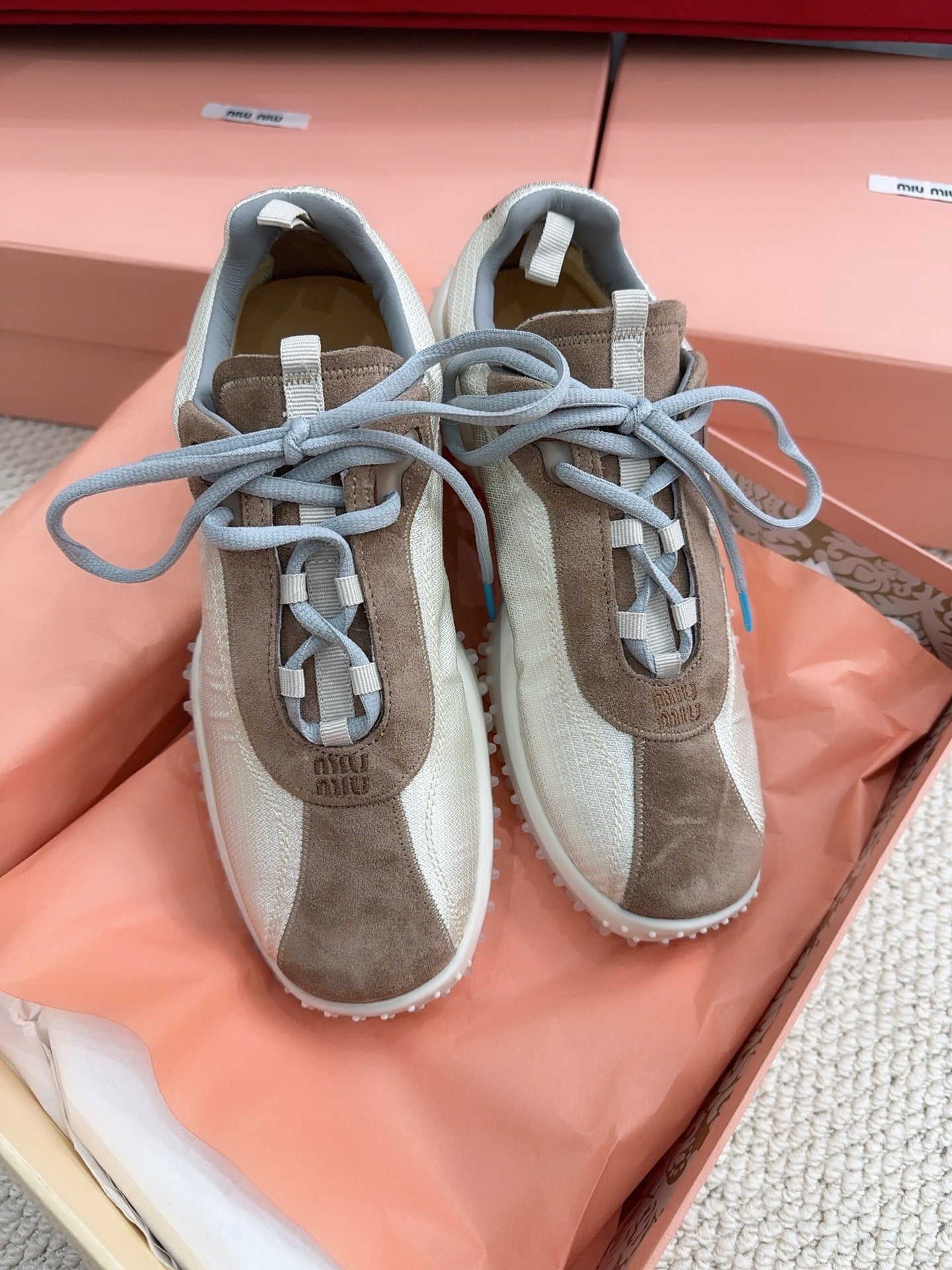 MIUMIU 26S SNEAKER IN BROWN SUEDE AND WHITE FABRIC STYLE 4