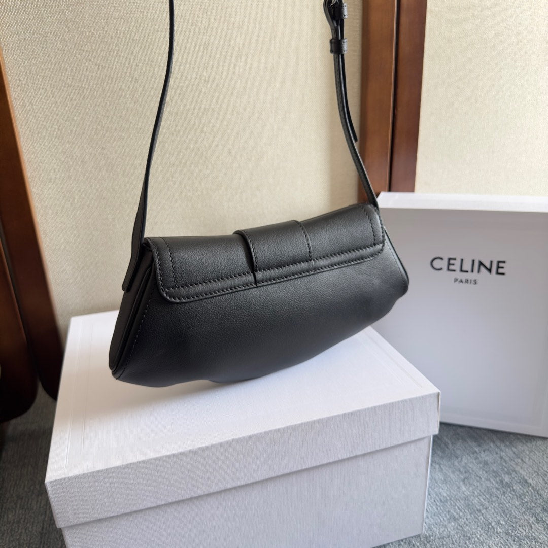 TEEN POLLY 29 IN BLACK CALFSKIN SILVER HARDWARE