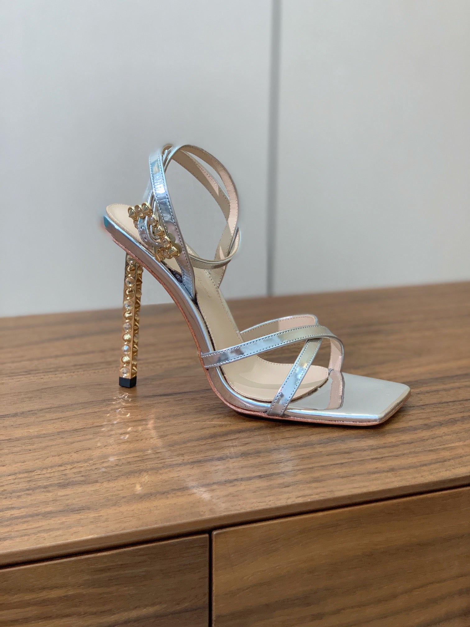 GIANVITO ROSSI 26S CRYSTAL HEELS 105 MM IN SILVER LAMBSKIN