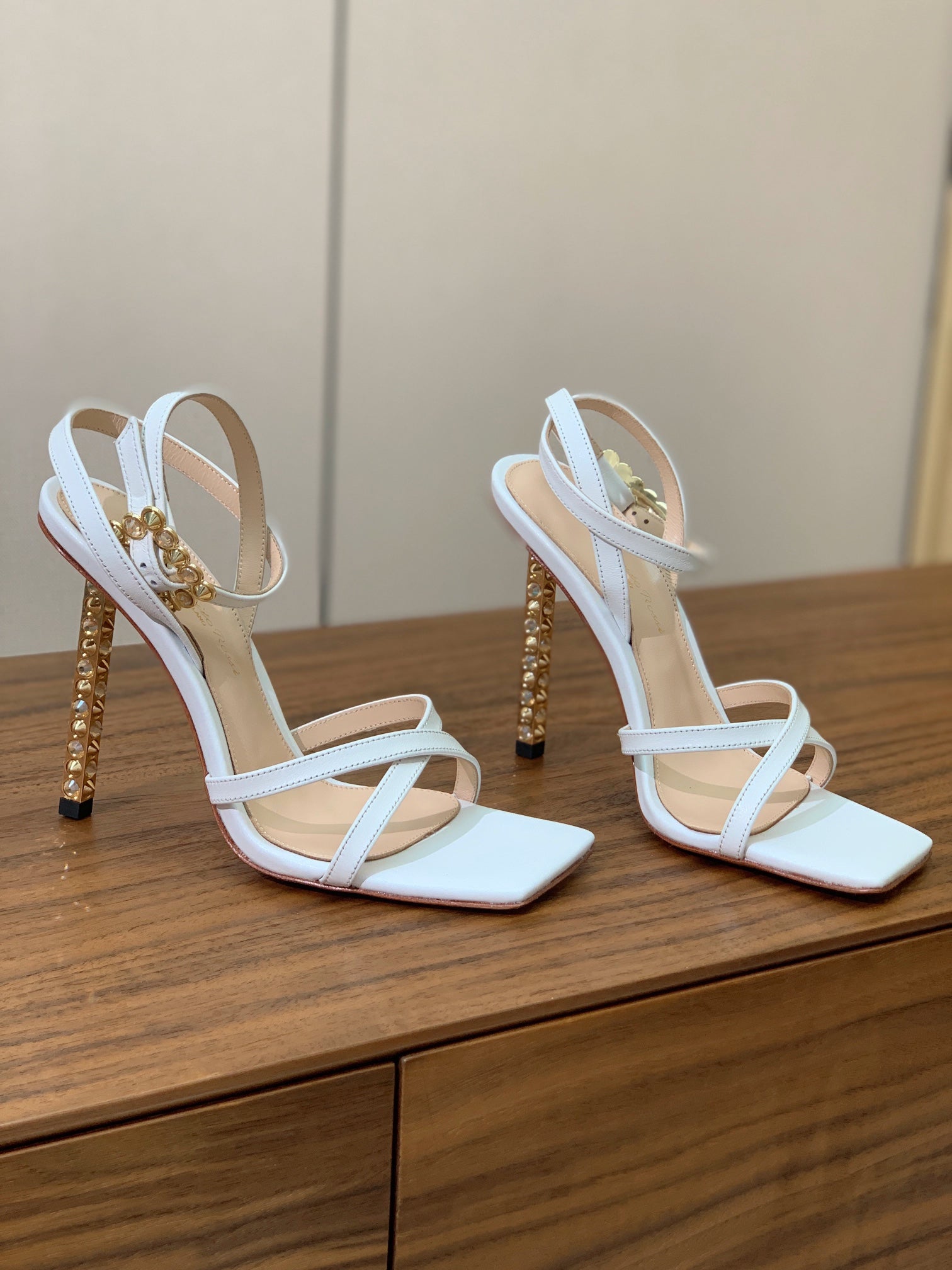 GIANVITO ROSSI 26S CRYSTAL HEELS 105 MM IN WHITE LAMBSKIN