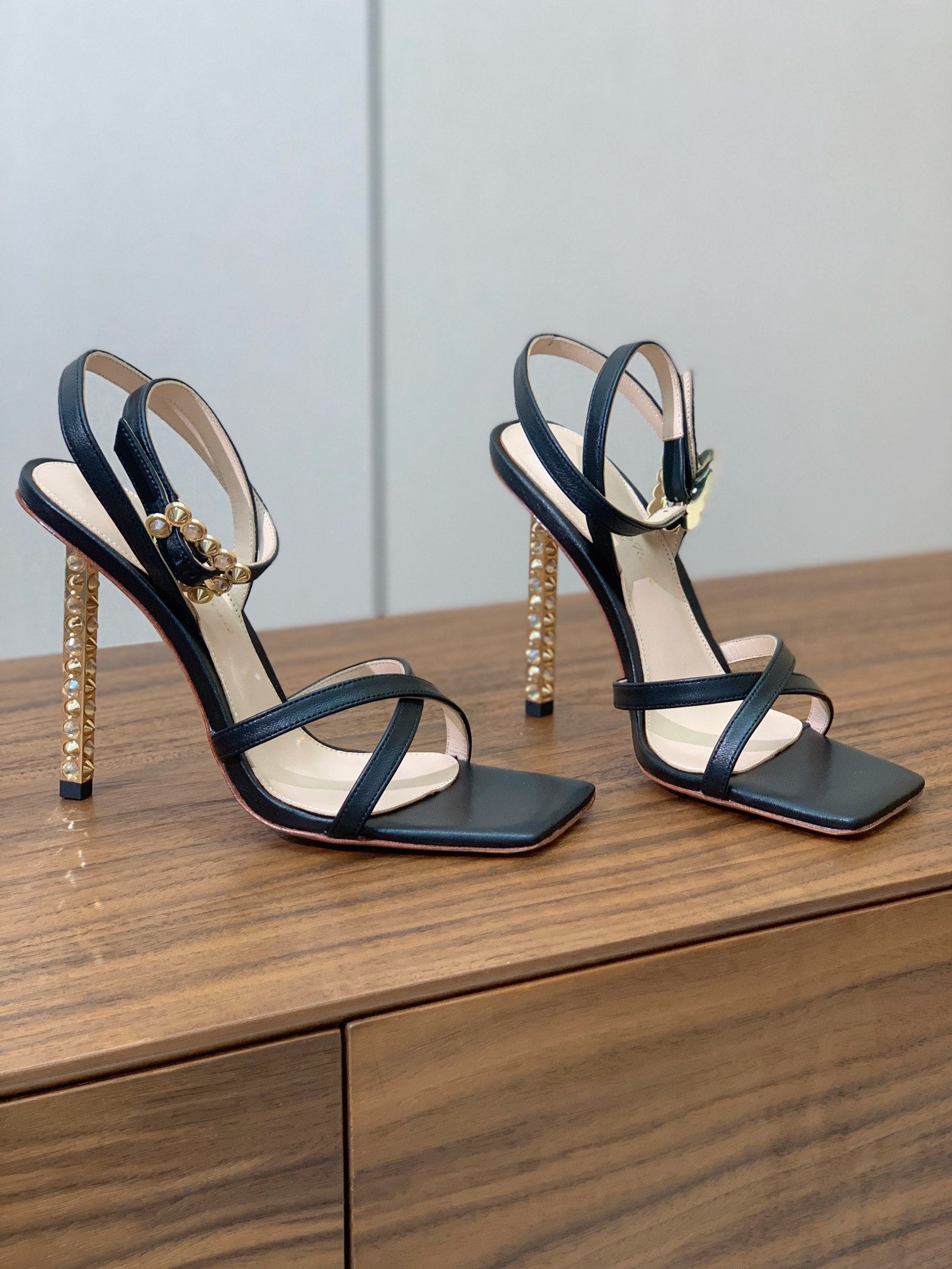 GIANVITO ROSSI 26S CRYSTAL HEELS 105 MM IN BLACK LAMBSKIN