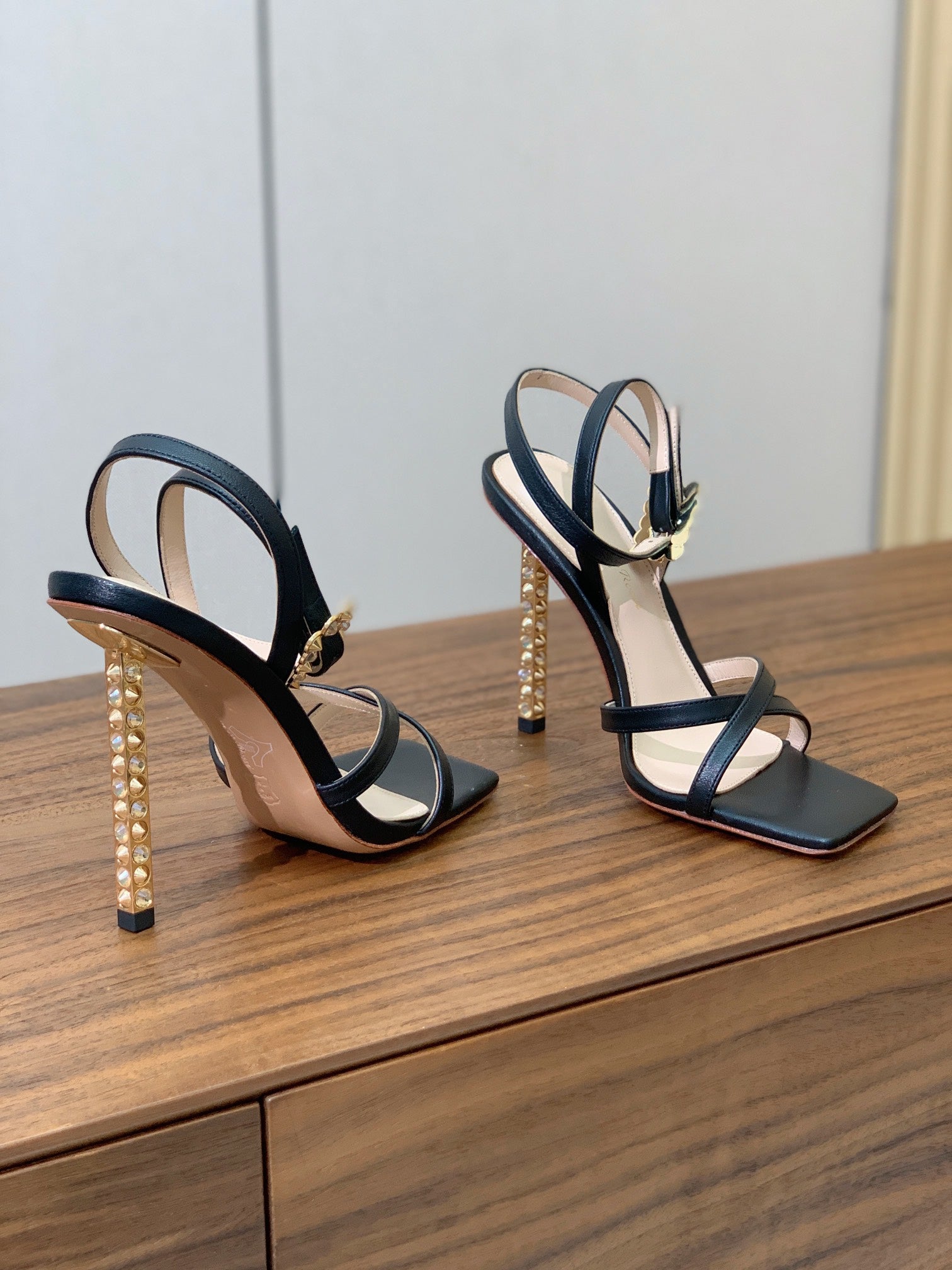 GIANVITO ROSSI 26S CRYSTAL HEELS 105 MM IN BLACK LAMBSKIN