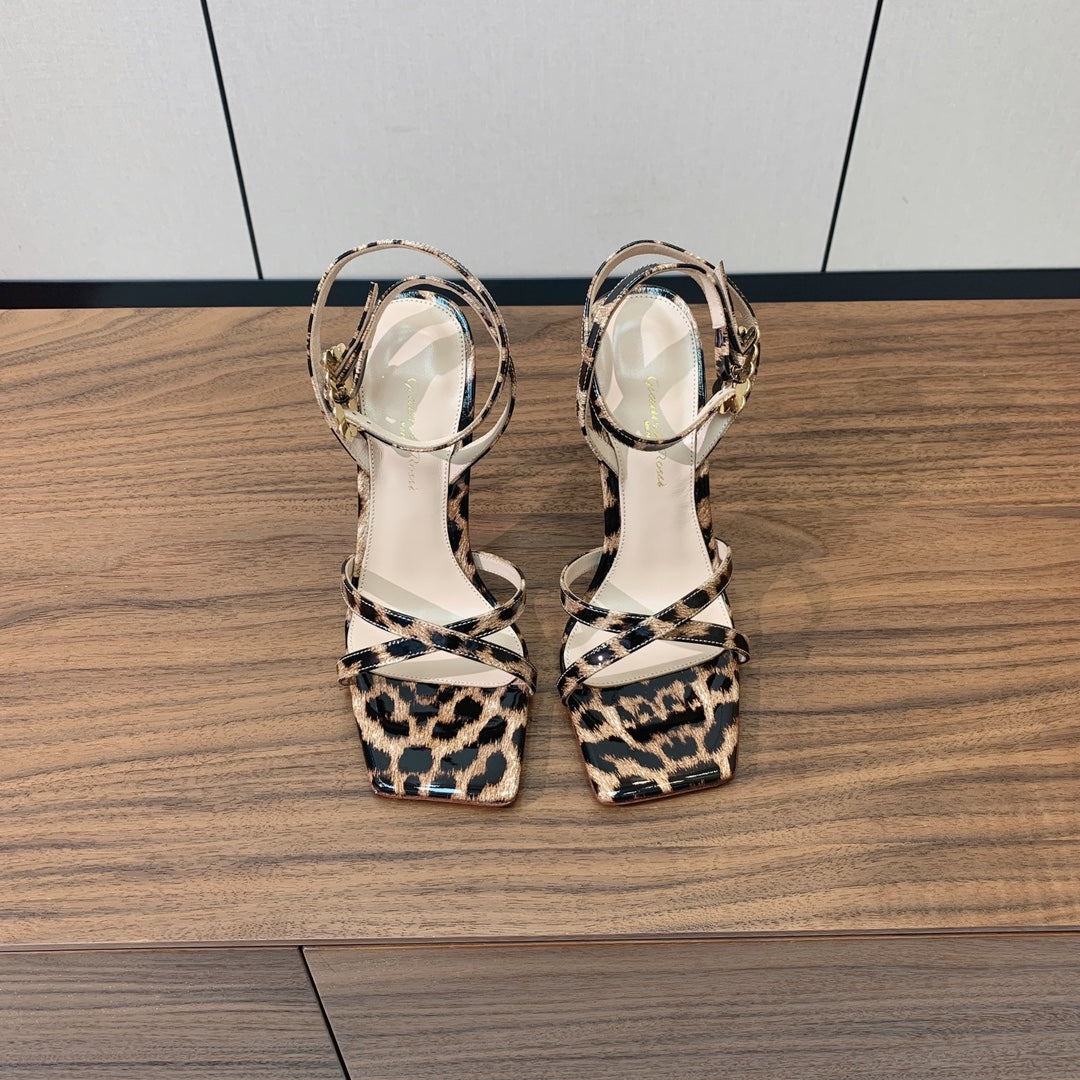 GIANVITO ROSSI 26S CRYSTAL HEELS 105 MM IN LEOPARD PRINT PATENT LAMBSKIN
