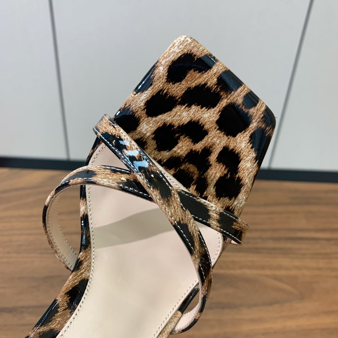 GIANVITO ROSSI 26S CRYSTAL HEELS 105 MM IN LEOPARD PRINT PATENT LAMBSKIN