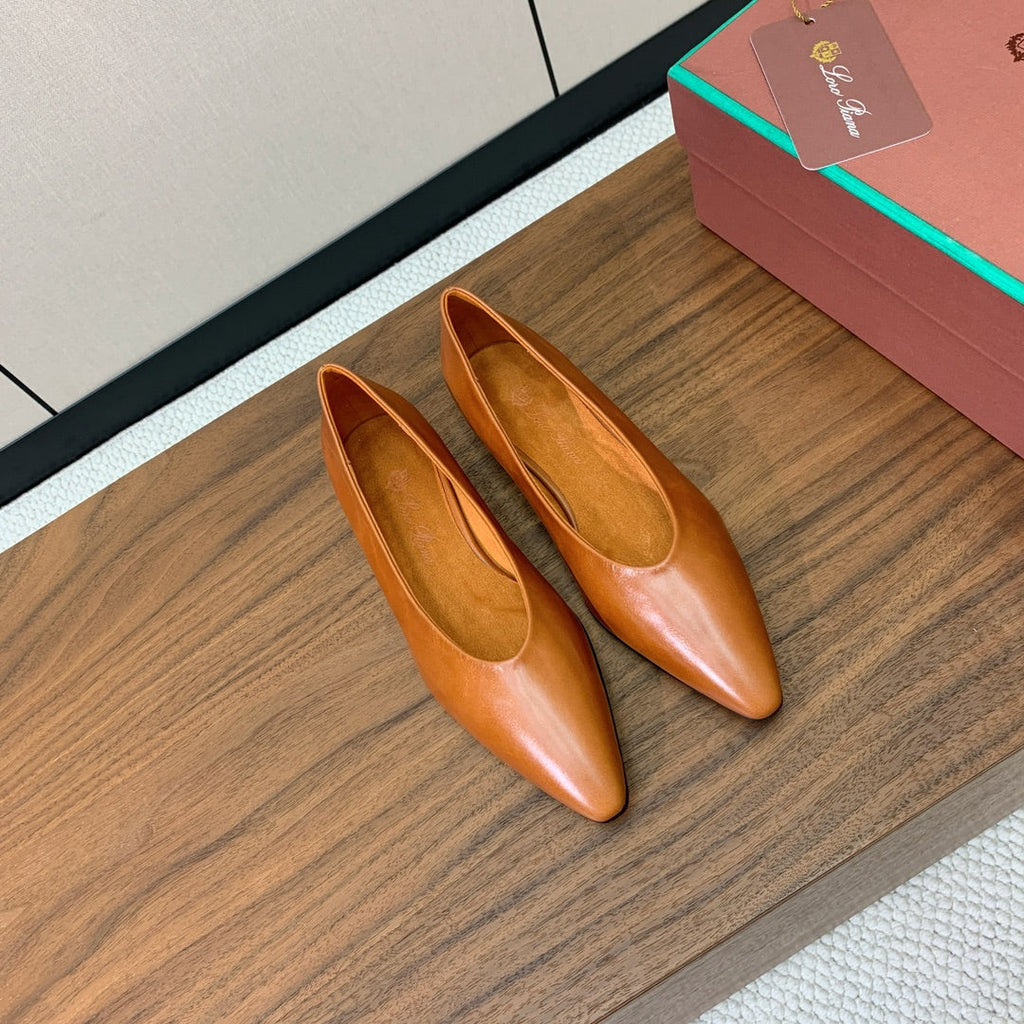 LP 26S BALLET FLATS IN SADDLE BROWN CALFSKIN