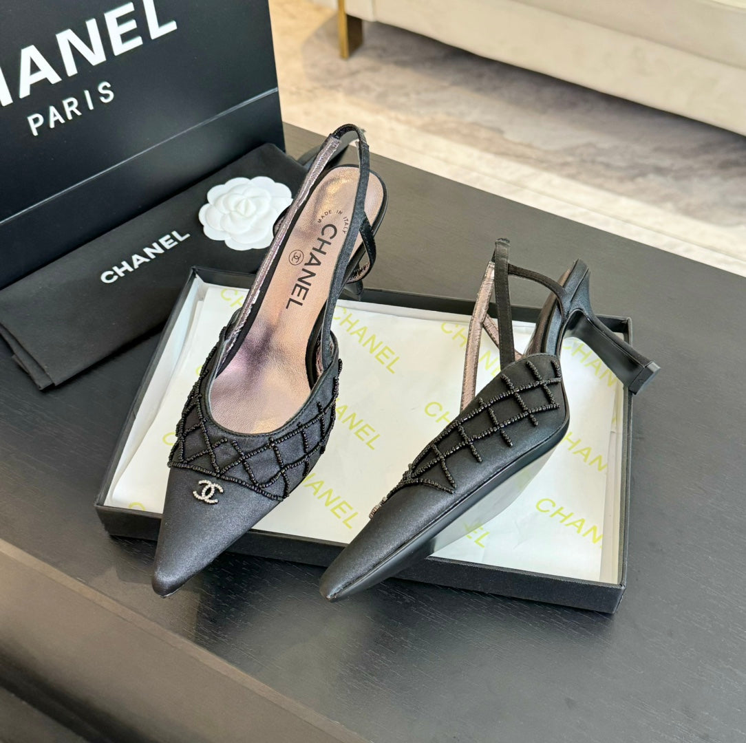 POINTED SLINGBACK MID HEELS BLACK LAMBSKIN