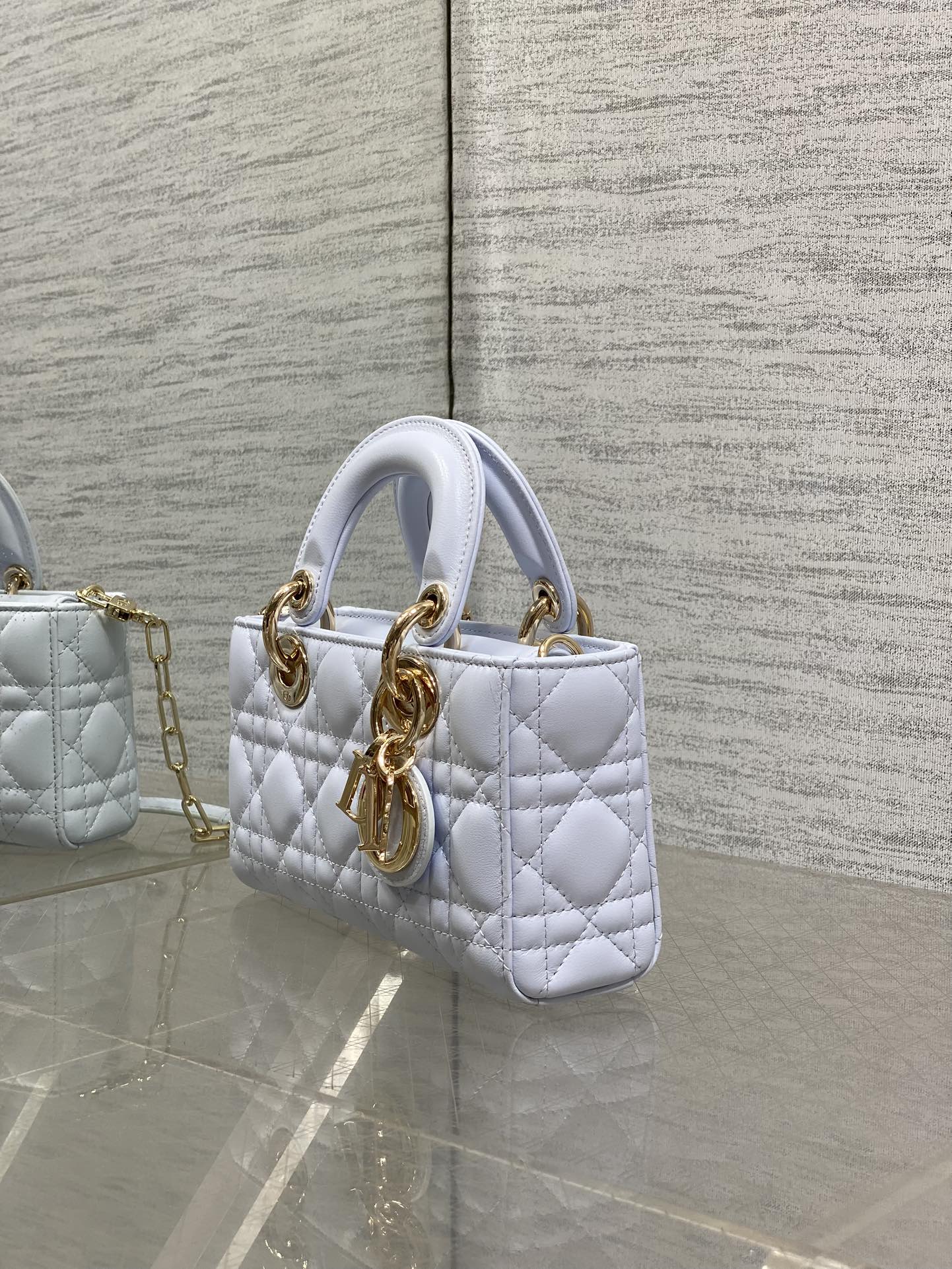 DIOR 25S SMALL LADY D‑JOY BAG 19 IN LIGHT BLUE CANNAGE CALFSKIN GOLD HARDWARE