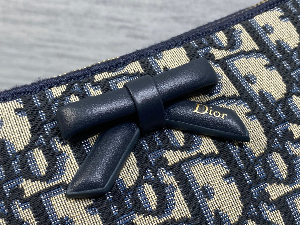 DIOR 26S PROMENADE BAG 22 IN NAVY BLUE AND BEIGE OBLIQUE JACQUARD