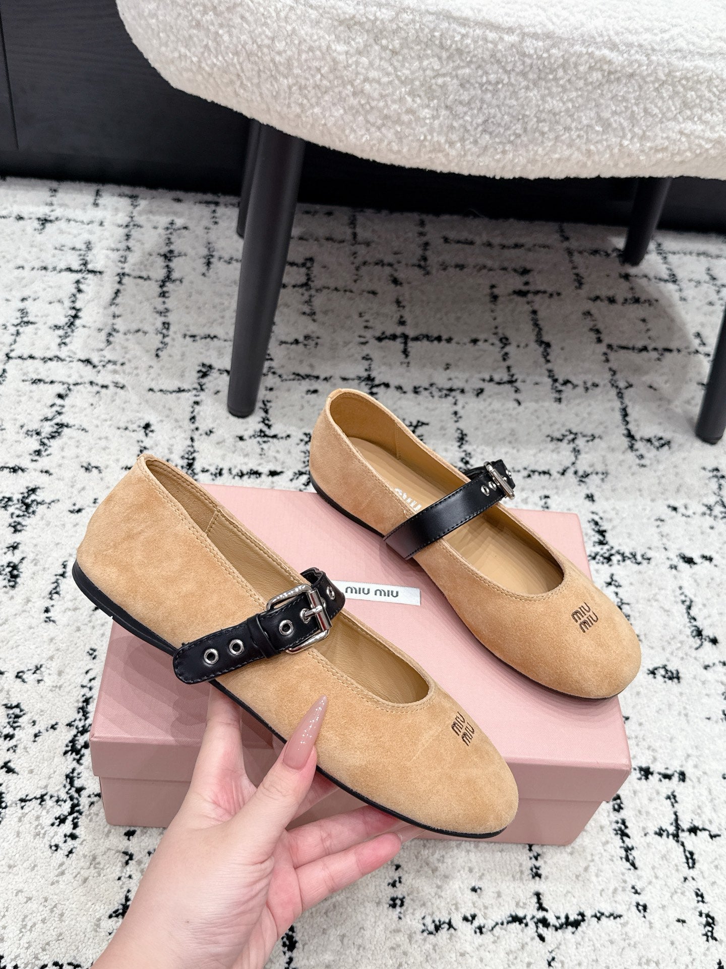 MIUMIU 26S BALLET FLATS IN BEIGE SUEDE