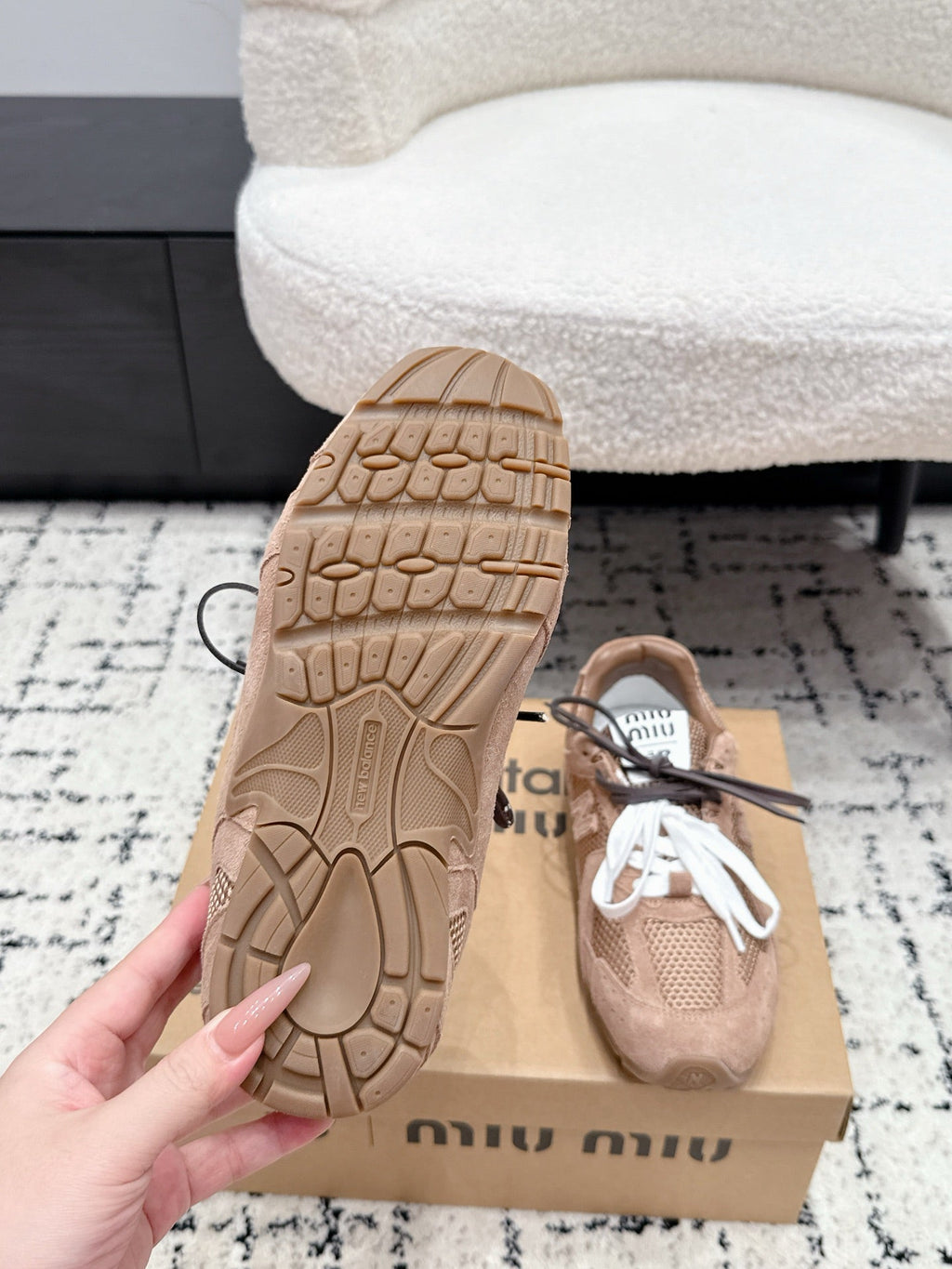 MIUMIU 26S SNEAKERS IN CHESTNUT BROWN SUEDE SUEDE AND MESH FABRIC