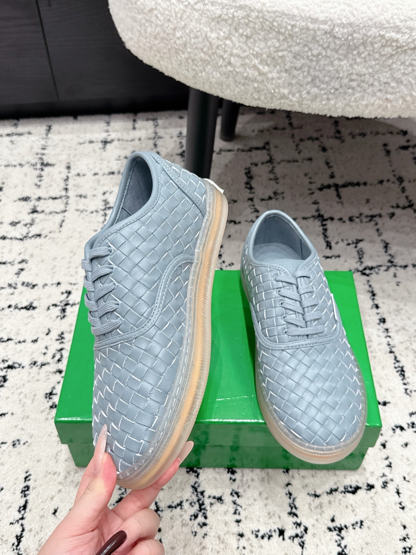BOTTEGA VENETA 26S SNEAKERS IN LIGHT BLUE GREY WOVEN LAMBSKIN