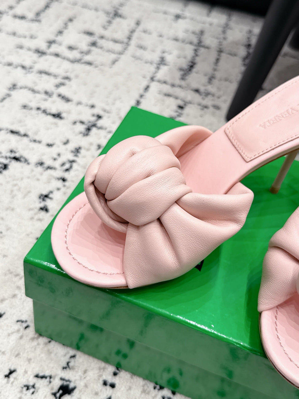 BOTTEGA VENETA 26S TWIST-STRAP HIGH-HEEL SANDALS 90 MM IN LIGHT PINK LAMBSKIN