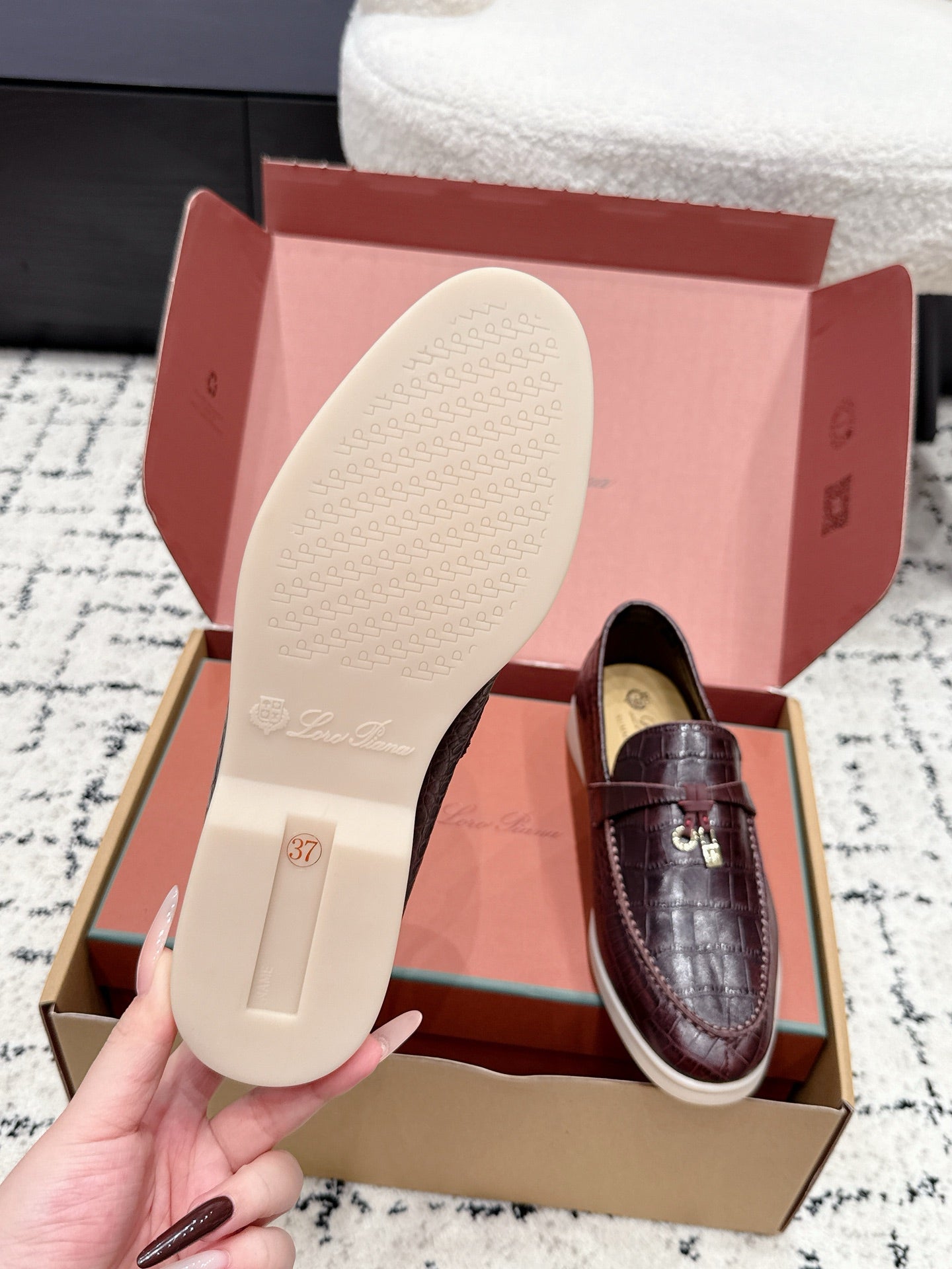 LP 26S SUMMER CHARMS WALK LOAFER IN DARK BROWN CROCODILE CALFSKIN GOLD HARDWARE