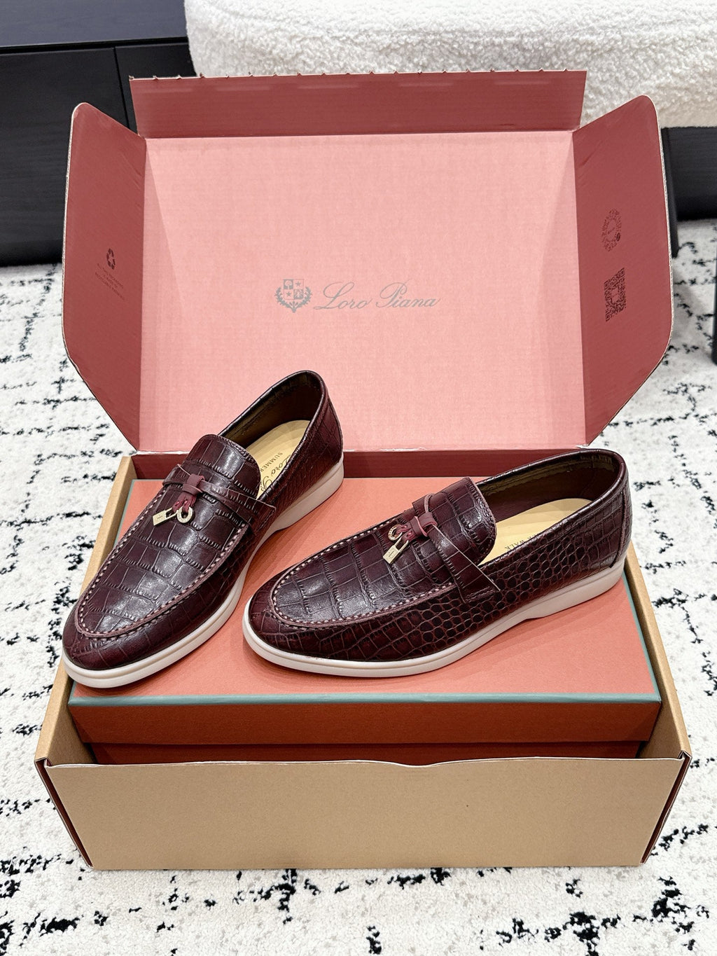 LP 26S SUMMER CHARMS WALK LOAFER IN DARK BROWN CROCODILE CALFSKIN GOLD HARDWARE