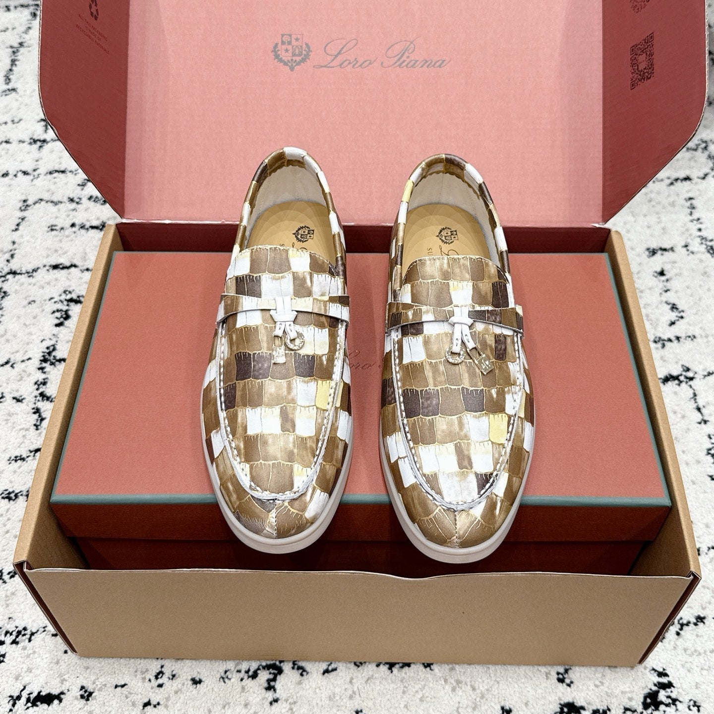 LP 26S SUMMER CHARMS WALK LOAFER IN WHITE BROWN CROCODILE CALFSKIN GOLD HARDWARE