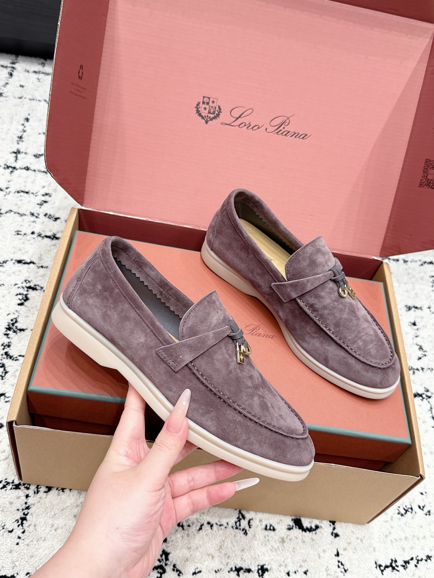 LP 26S SUMMER CHARMS WALK LOAFER IN PURPLE GRAY SUEDE GOLD HARDWARE