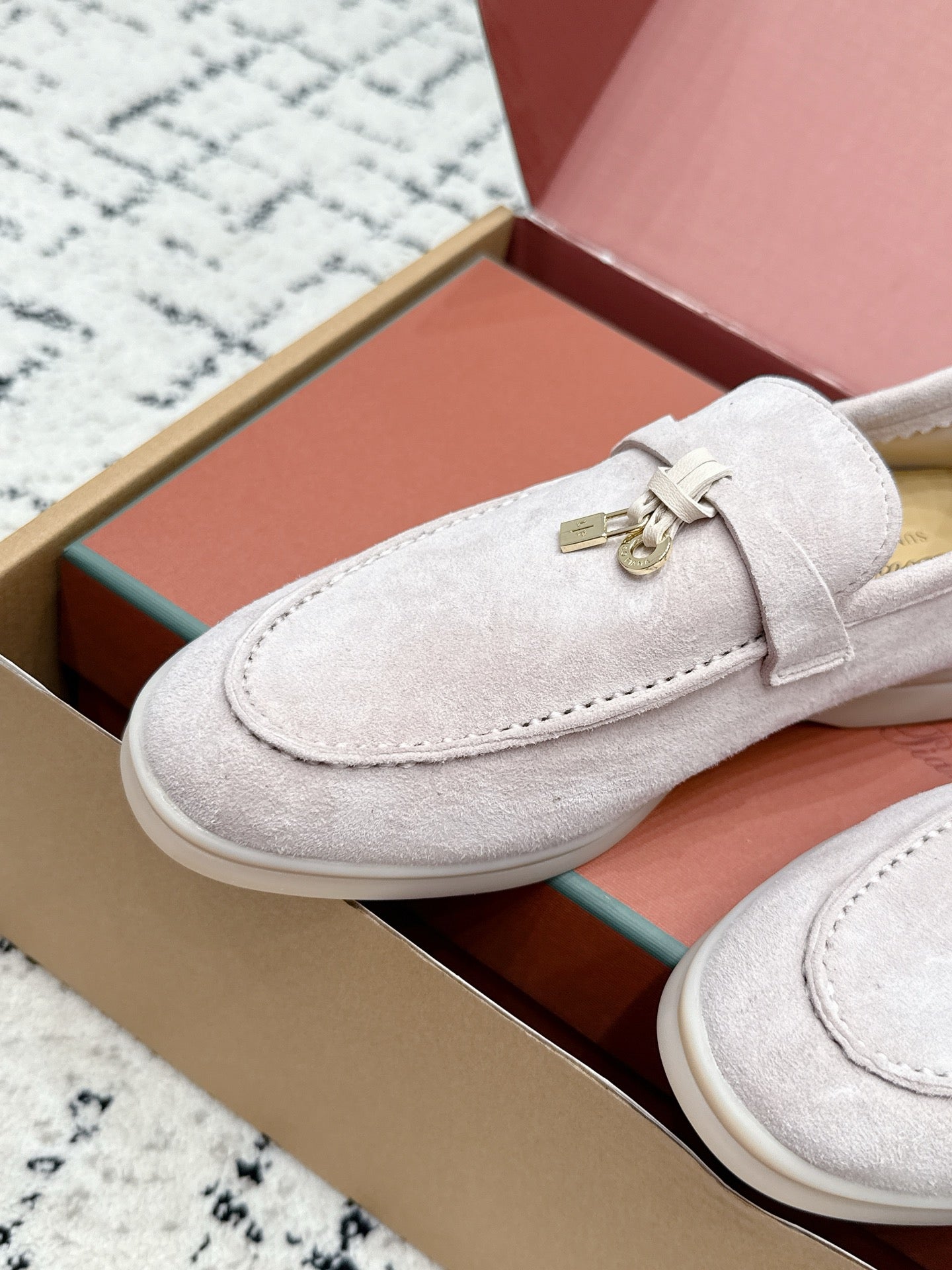LP 26S SUMMER CHARMS WALK LOAFER IN LIGHT PINK GREY SUEDE GOLD HARDWARE