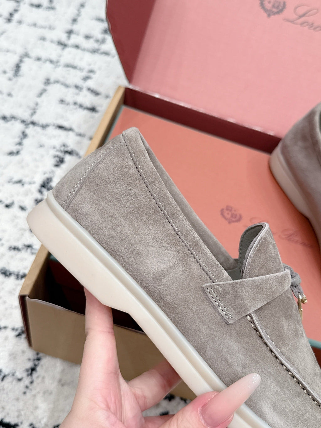 LP 26S SUMMER CHARMS WALK LOAFER IN LIGHT BROWN SUEDE GOLD HARDWARE