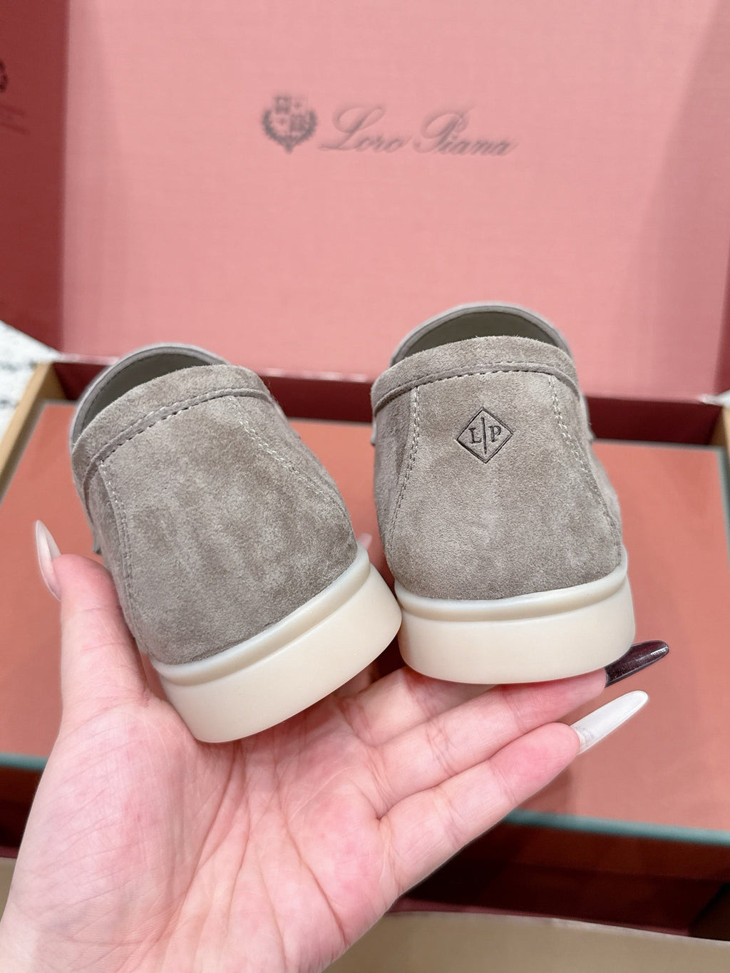 LP 26S SUMMER CHARMS WALK LOAFER IN LIGHT BROWN SUEDE GOLD HARDWARE