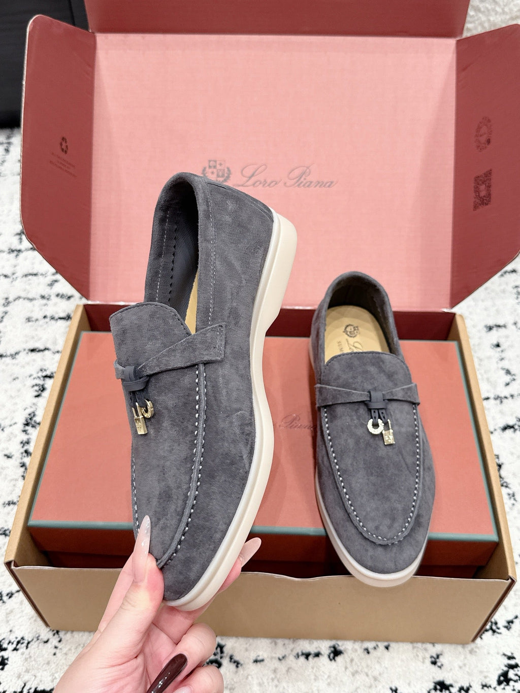 LP 26S SUMMER CHARMS WALK LOAFER IN CHARCOAL GRAY SUEDE GOLD HARDWARE