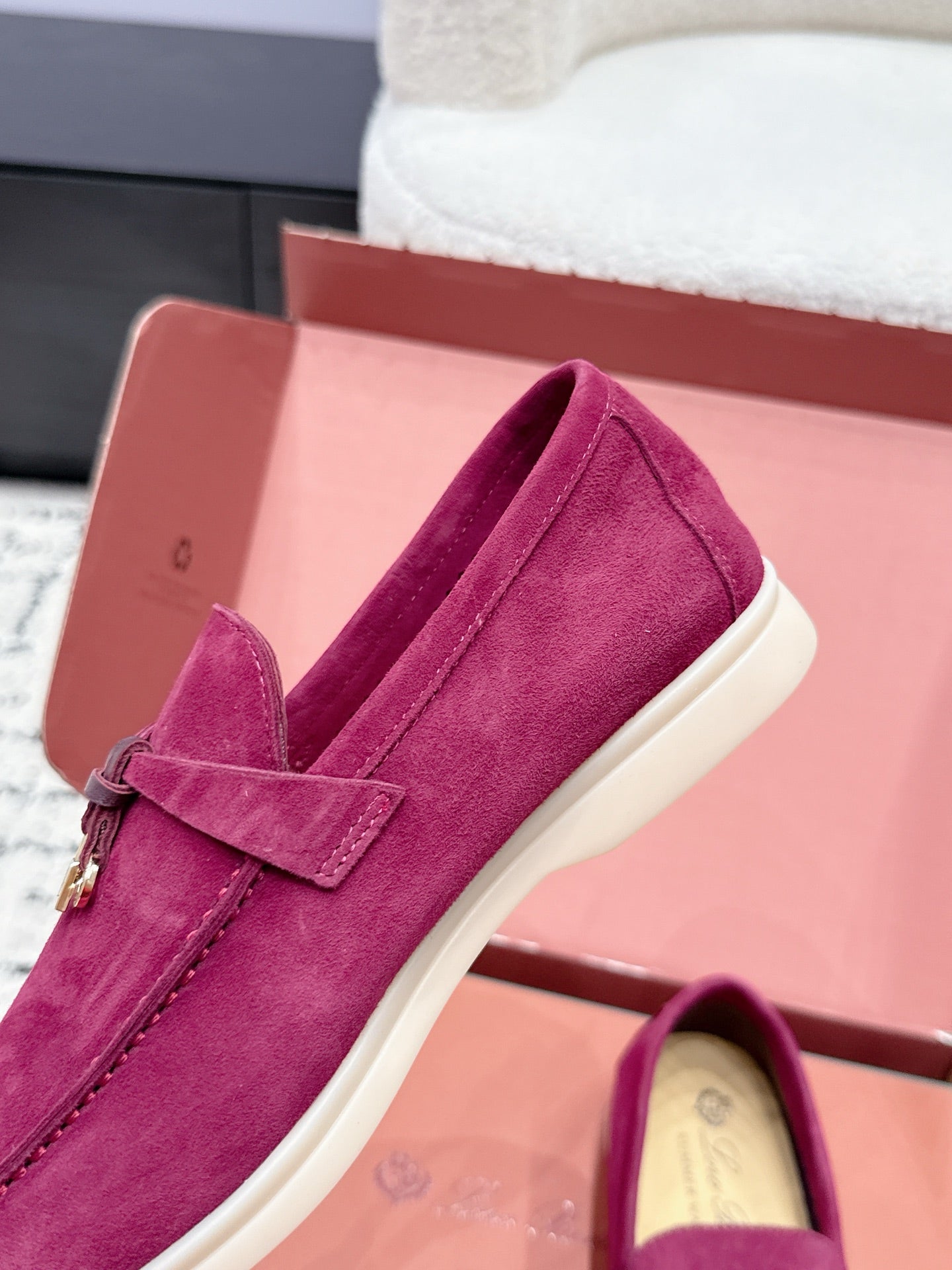 LP 26S SUMMER CHARMS WALK LOAFER IN FUCHSIA PINK SUEDE GOLD HARDWARE