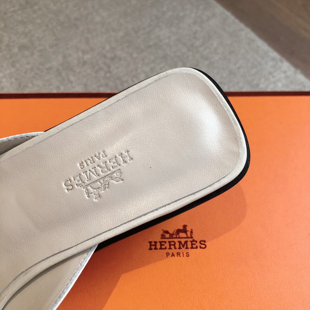 ILOT 45 SANDAL WHITE CALFSKIN