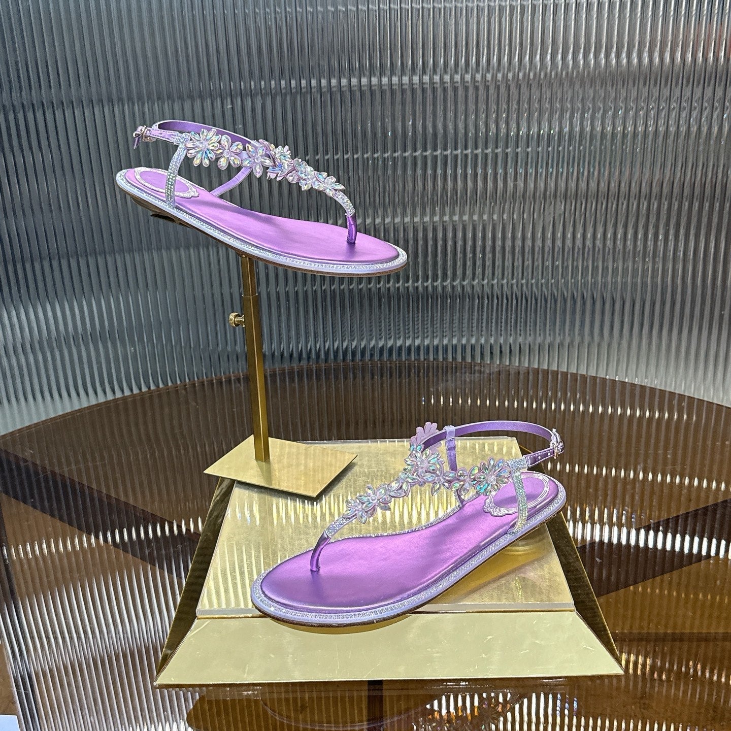 RENE CAOVILLA 26S EMBELLISHED THONG SANDALS IN PURPLE LAMBSKIN