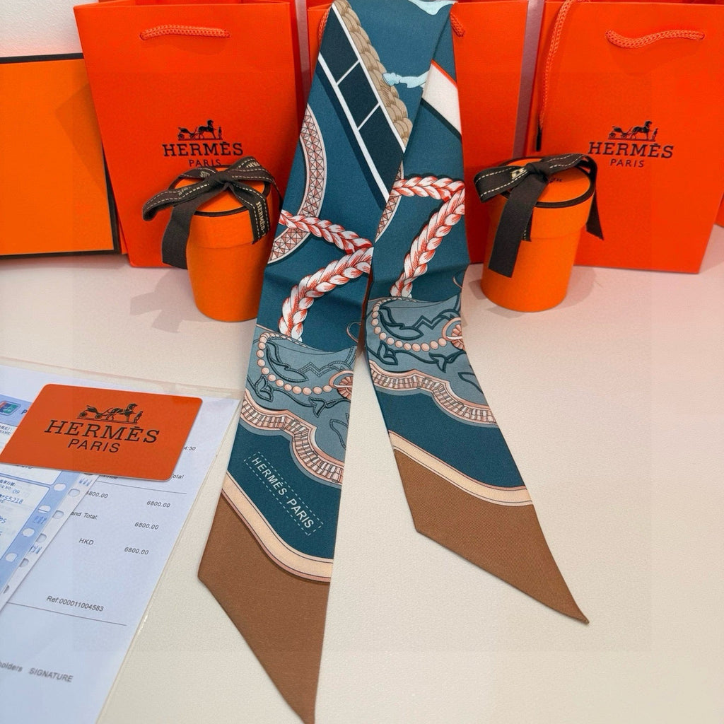 HERMES 26S SCARF 86 IN SILK 309670