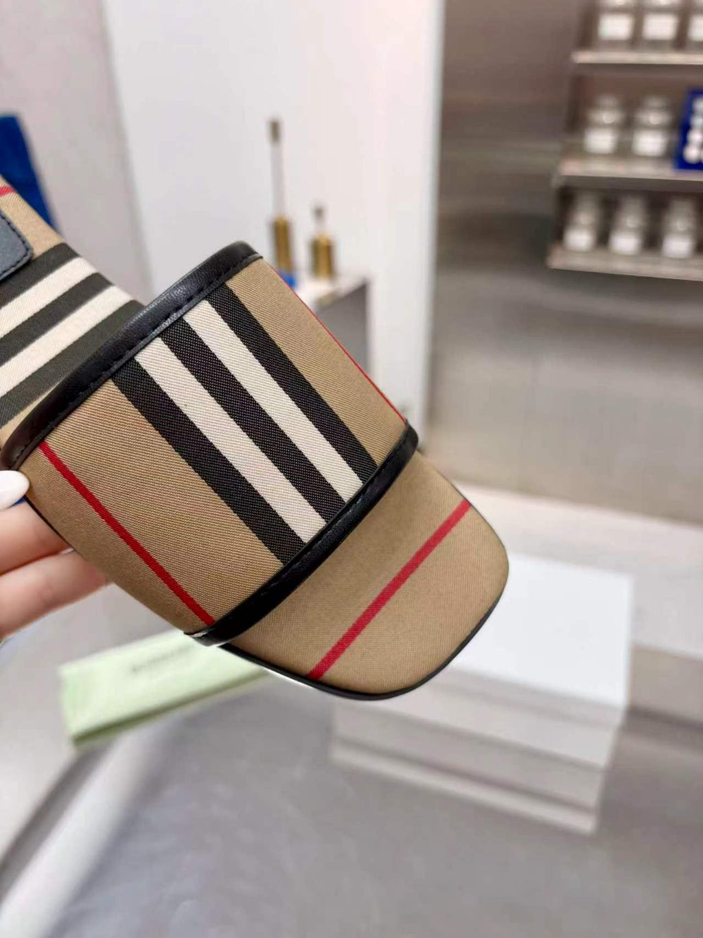 BURBERRY 26S SLIDE SANDAL IN BEIGE CANVAS