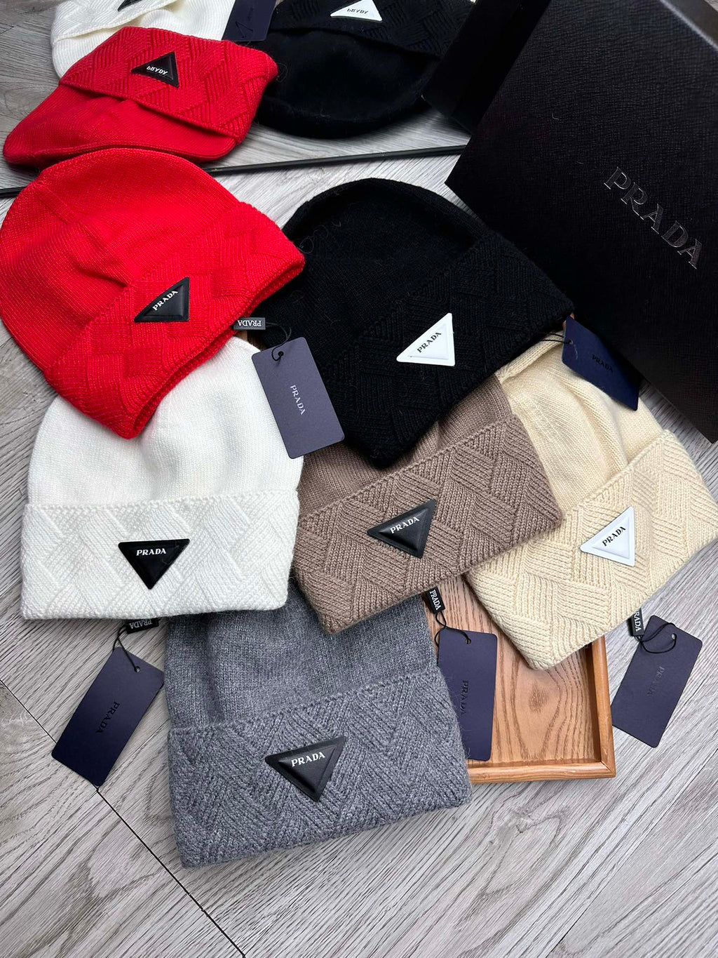 BEANIE HAT IN WHITE WOOL AND RABBIT FUR 436399