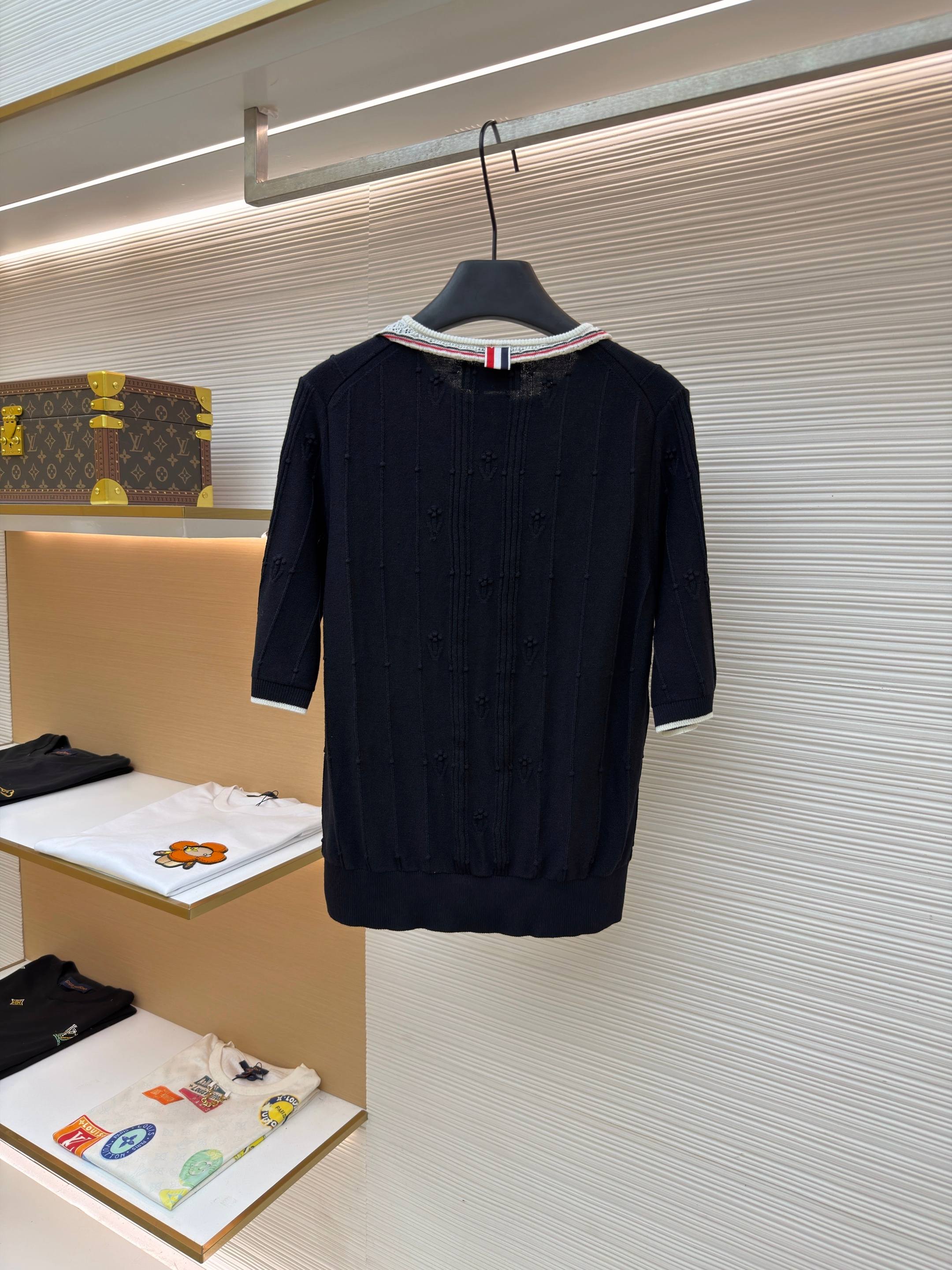 THOM 26S SHORT SLEEVE KNIT TOP STYLE 270