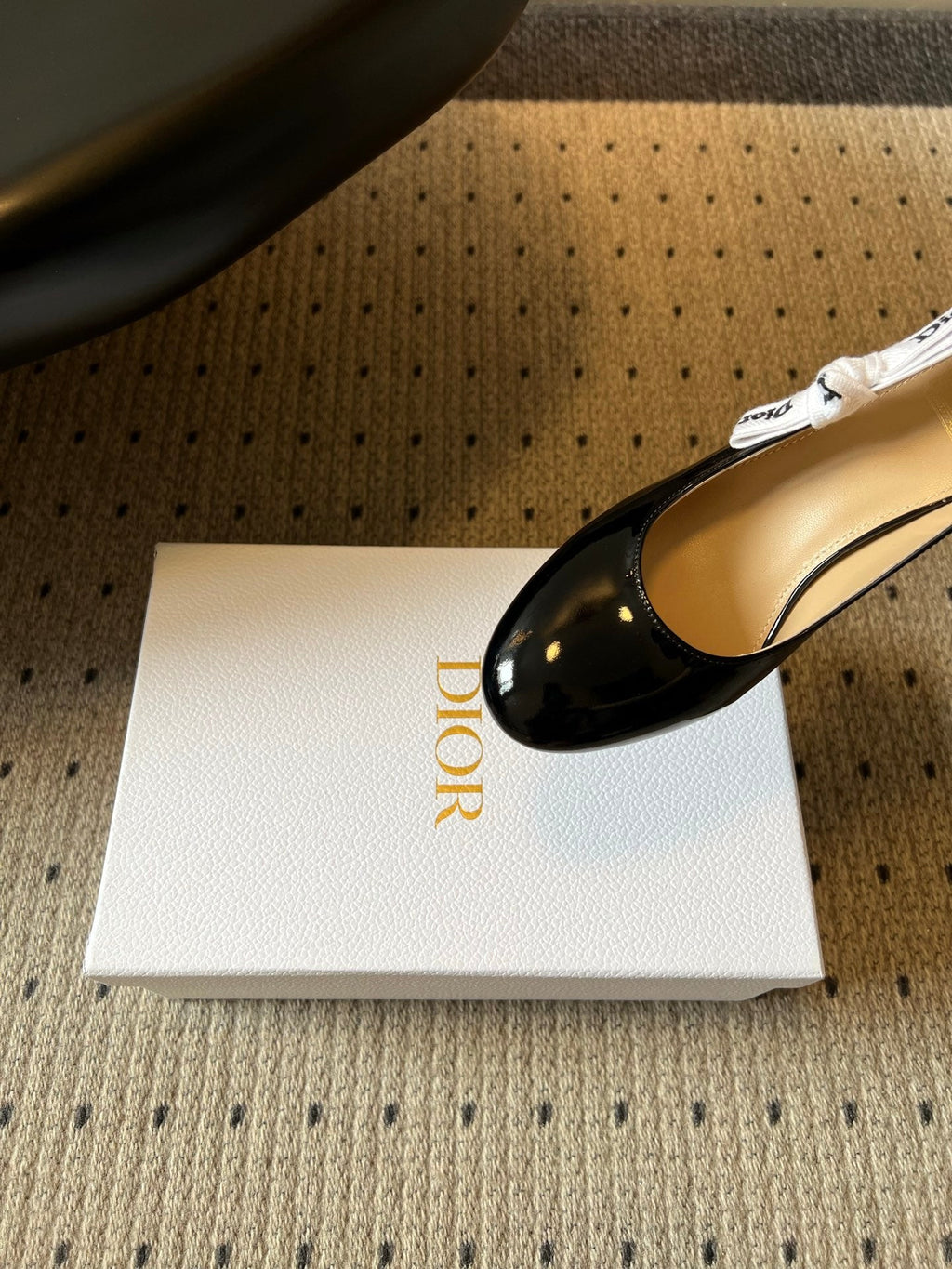 DIOR 26S HIGH HEELS 80 MM IN BLACK PATENT CALFSKIN WITH RIBBON BOW
