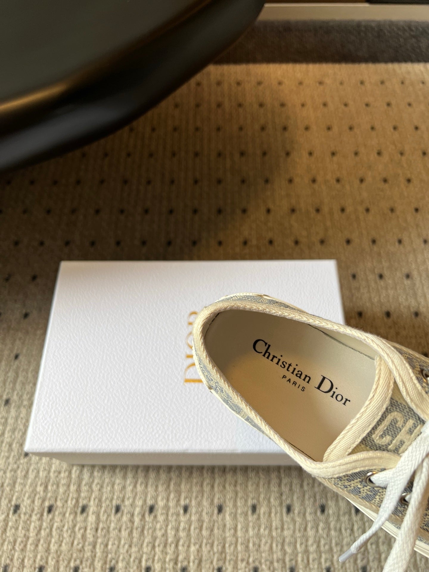DIOR 26S LOW-TOP SNEAKER 50MM IN BLUE AND BEIGE OBLIQUE EMBROIDERED CANVAS