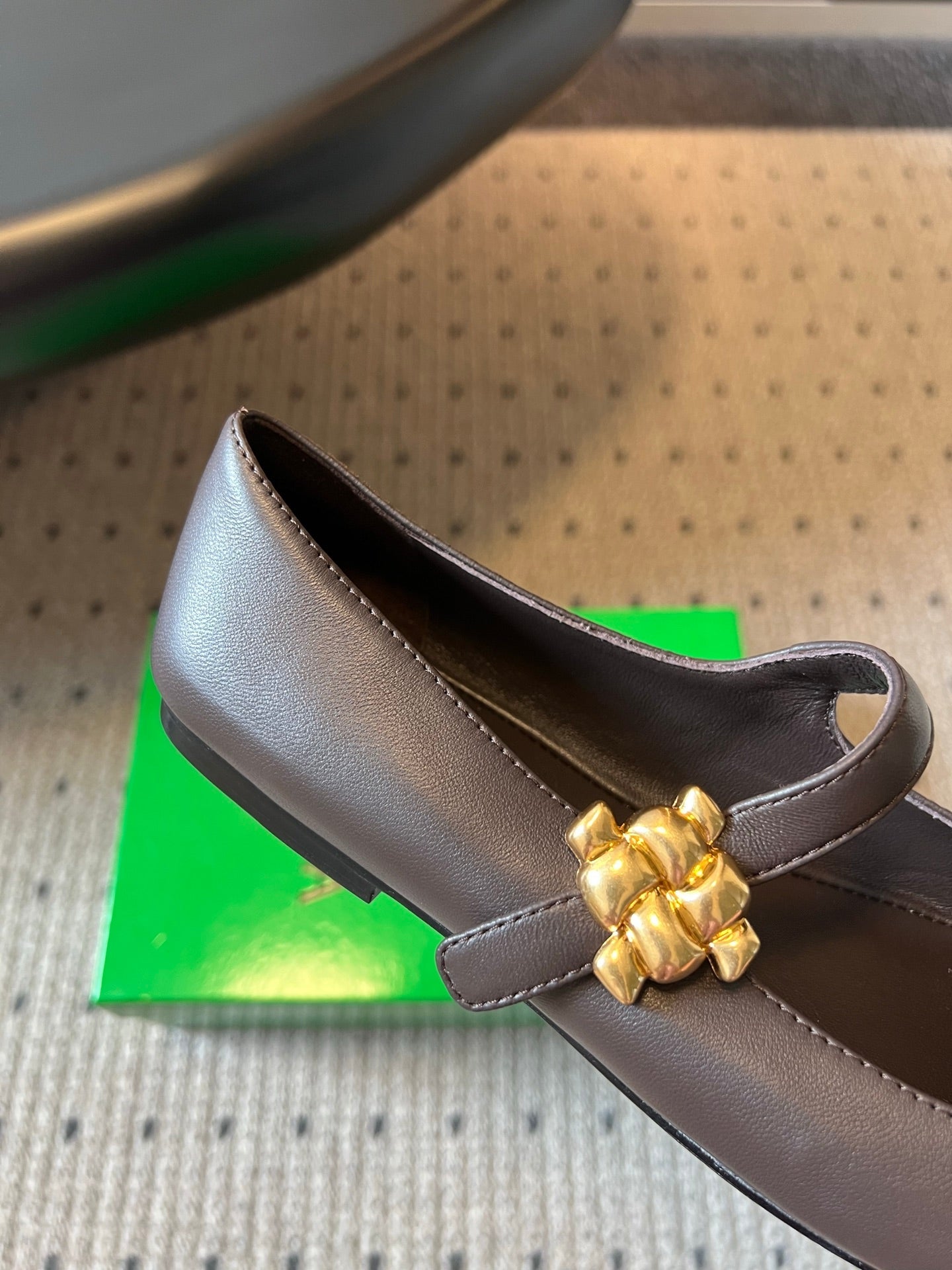 BOTTEGA VENETA 26S MARY JANE FLATS IN DARK BROWN LAMBSKIN WITH GOLD HARDWARE