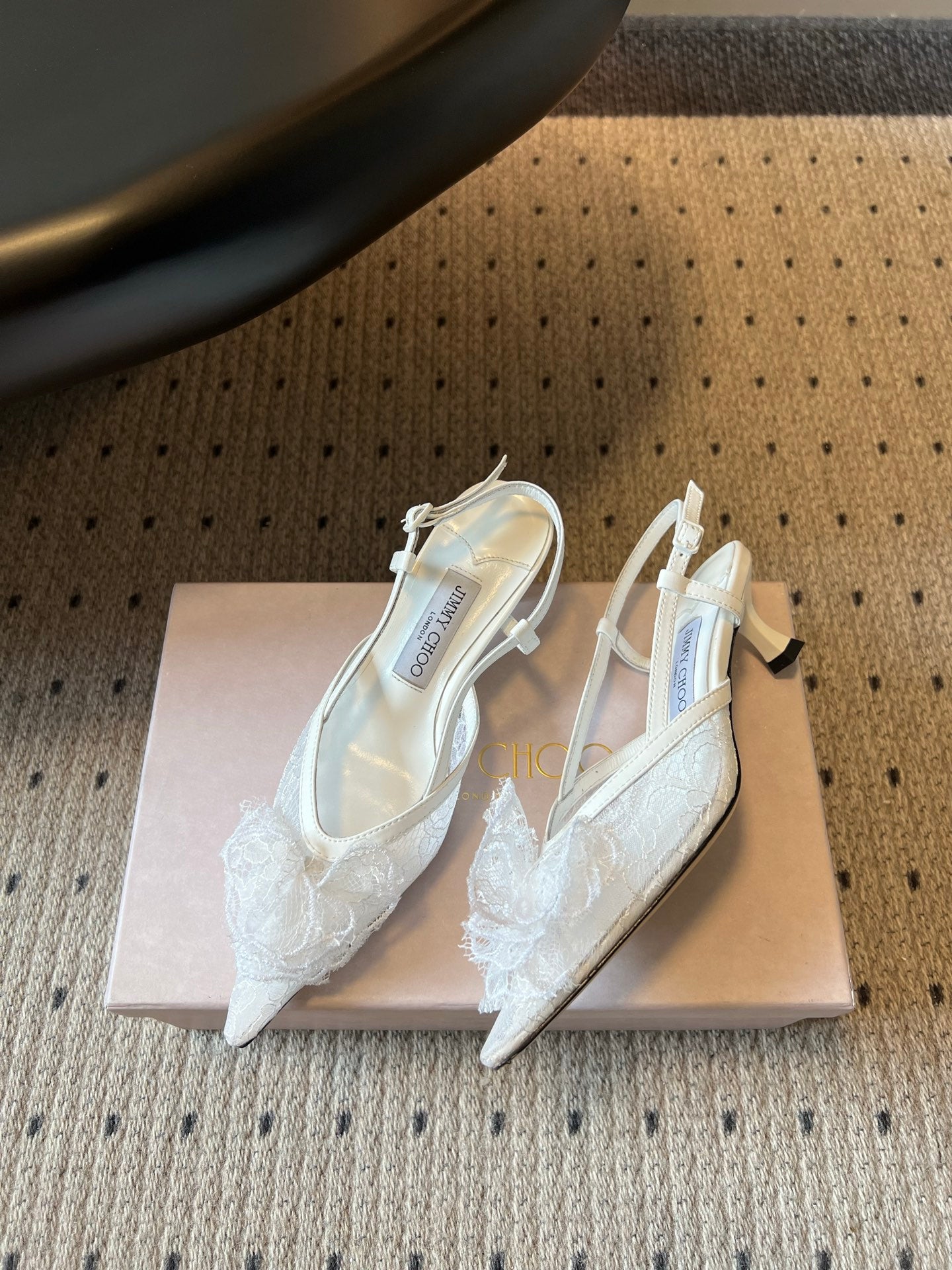 JIMMY CHOO 26S HEELED SLINGSBACKS 50 MM IN WHITE LACE AND CALFSKIN