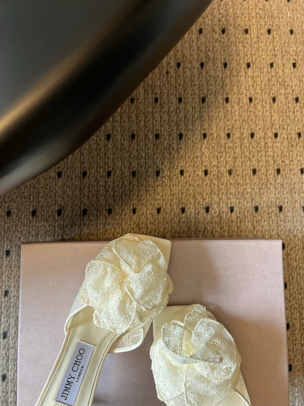 JIMMY CHOO 26S HIGH-HEEL SANDALS 70 MM IN CREAM WHITE LACE AND CALFSKIN