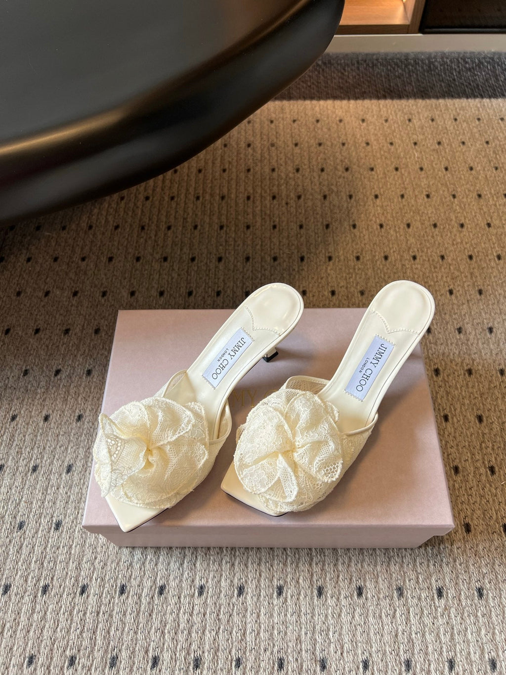 JIMMY CHOO 26S HIGH-HEEL SANDALS 70 MM IN CREAM WHITE LACE AND CALFSKIN
