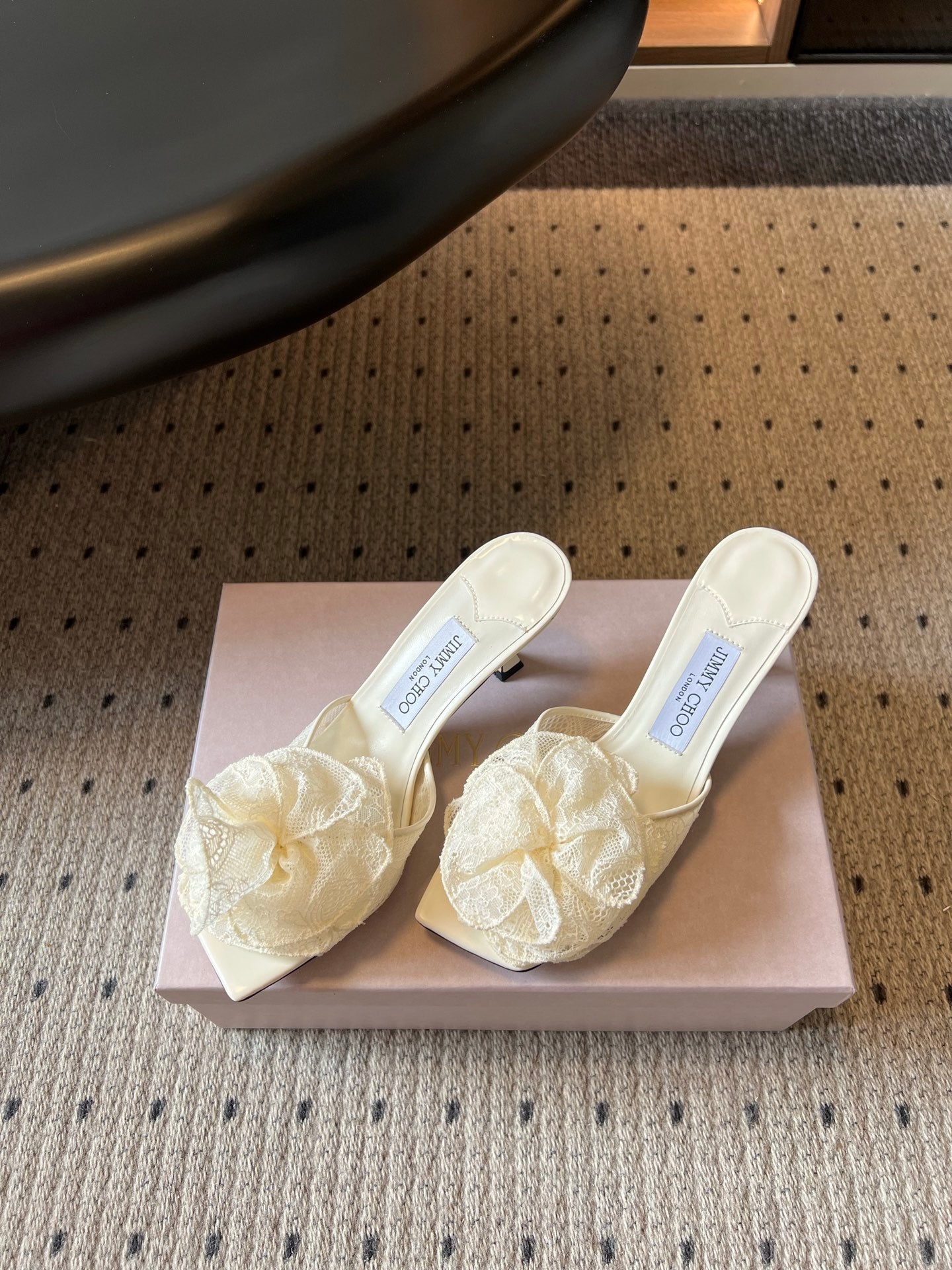 JIMMY CHOO 26S HIGH-HEEL SANDALS 70 MM IN CREAM WHITE LACE AND CALFSKIN