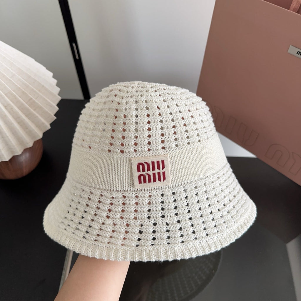 MIUMIU 26S CROCHET BUCKET HAT 339416