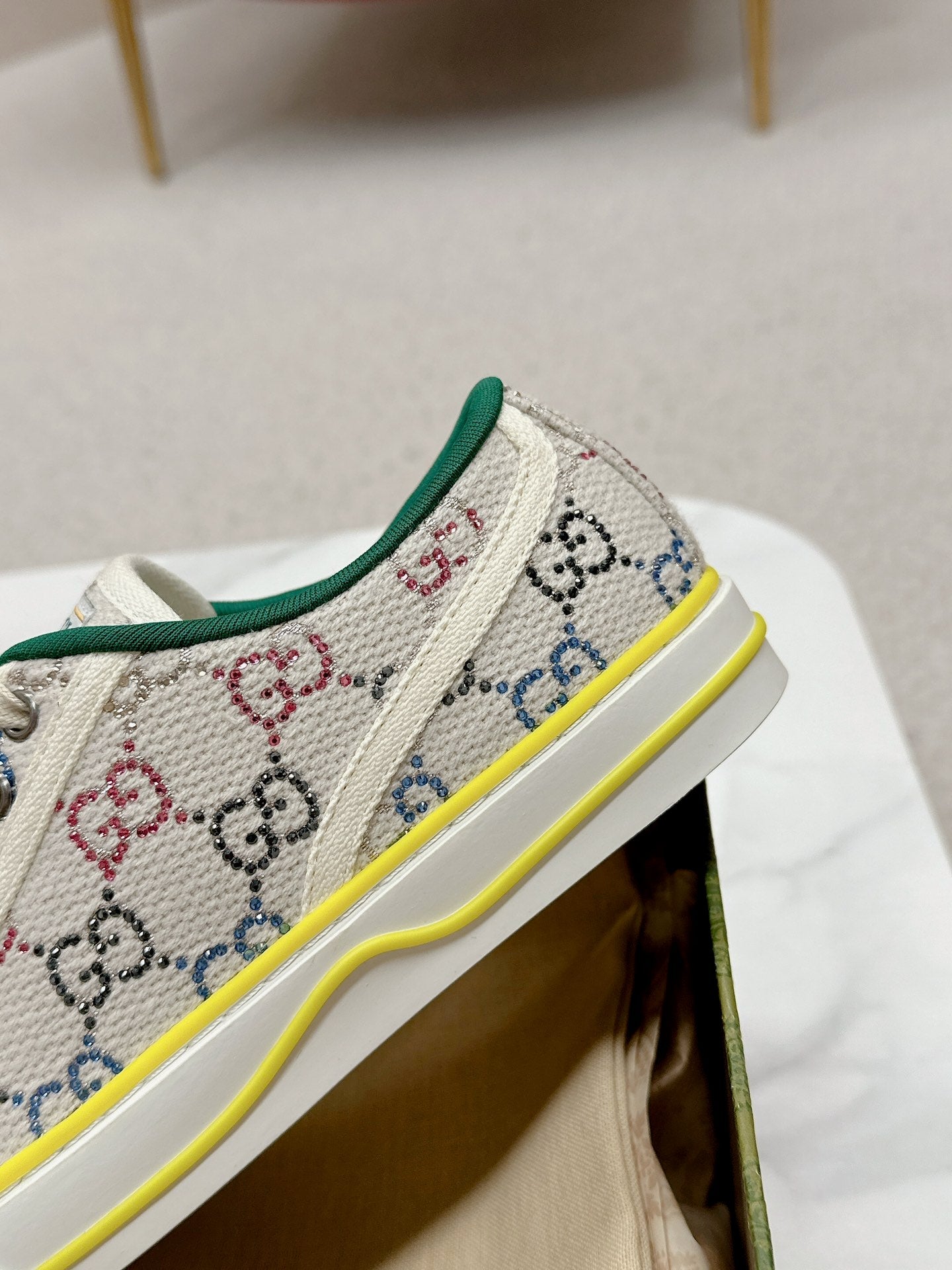 GUCCI 26S LOW TOP SNEAKERS IN MULTICOLOR CANVAS STYLE 16